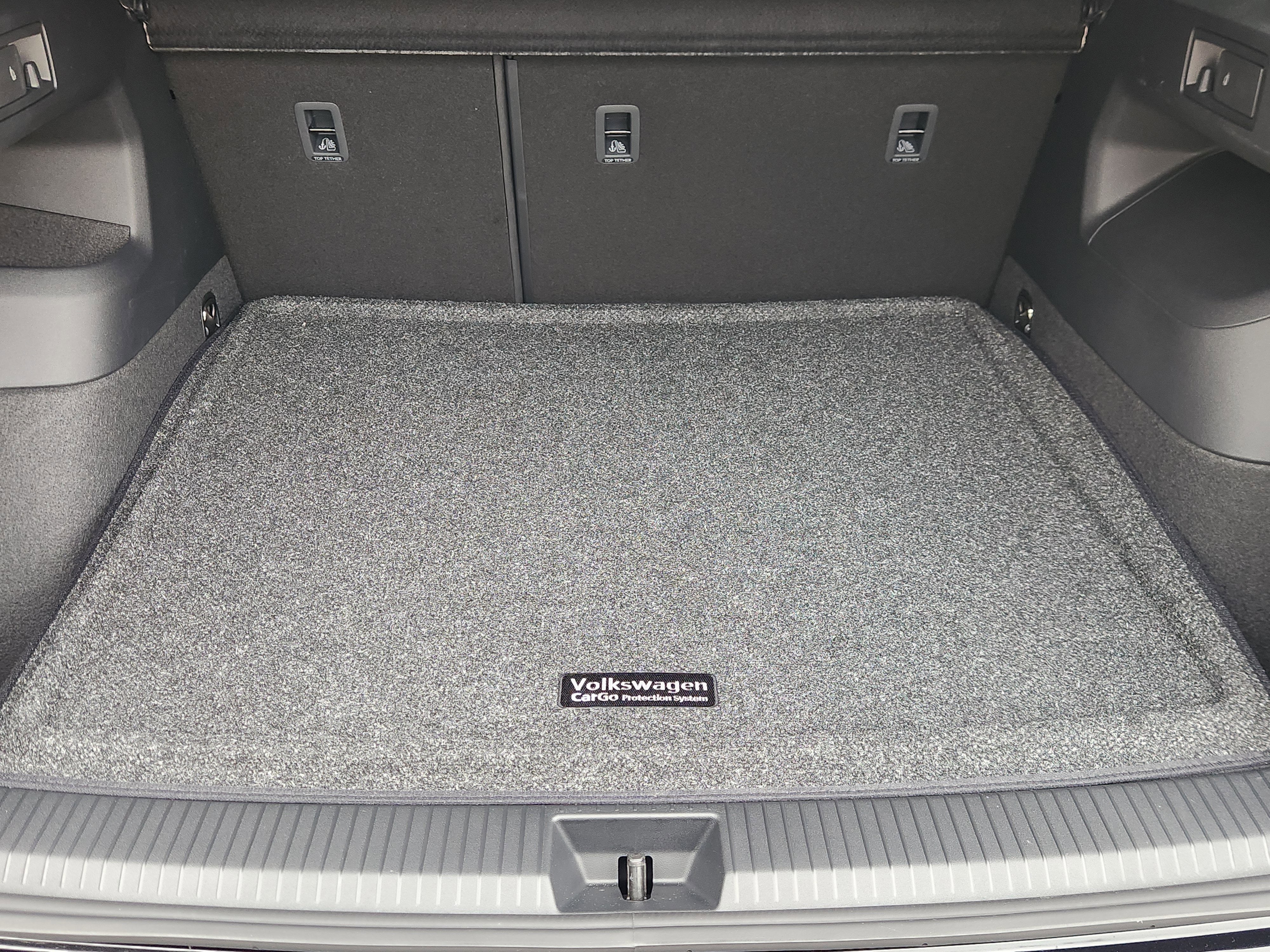 2026 Volkswagen Tiguan SEL R-Line Turbo