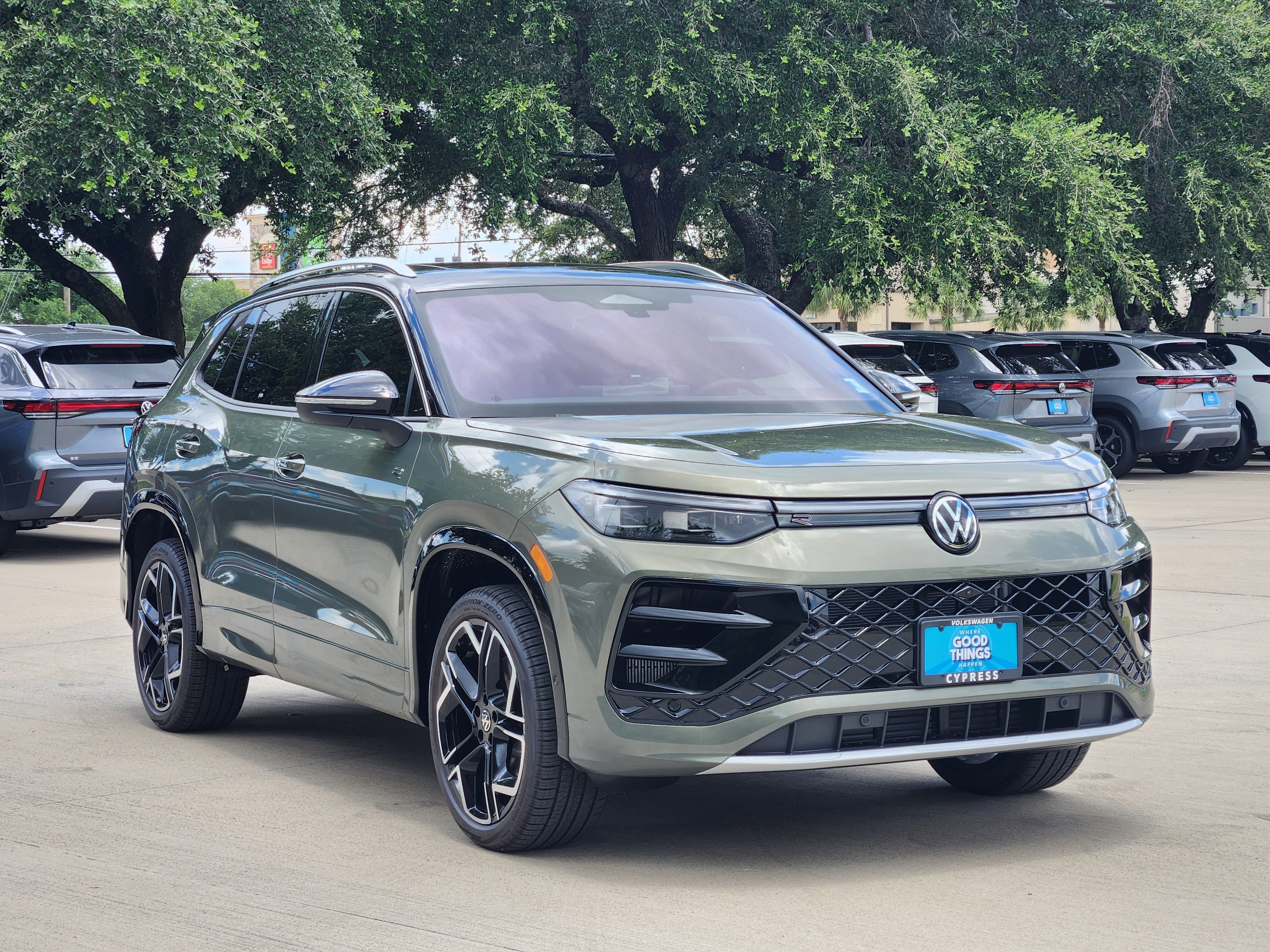 2026 Volkswagen Tiguan SEL R-Line Turbo