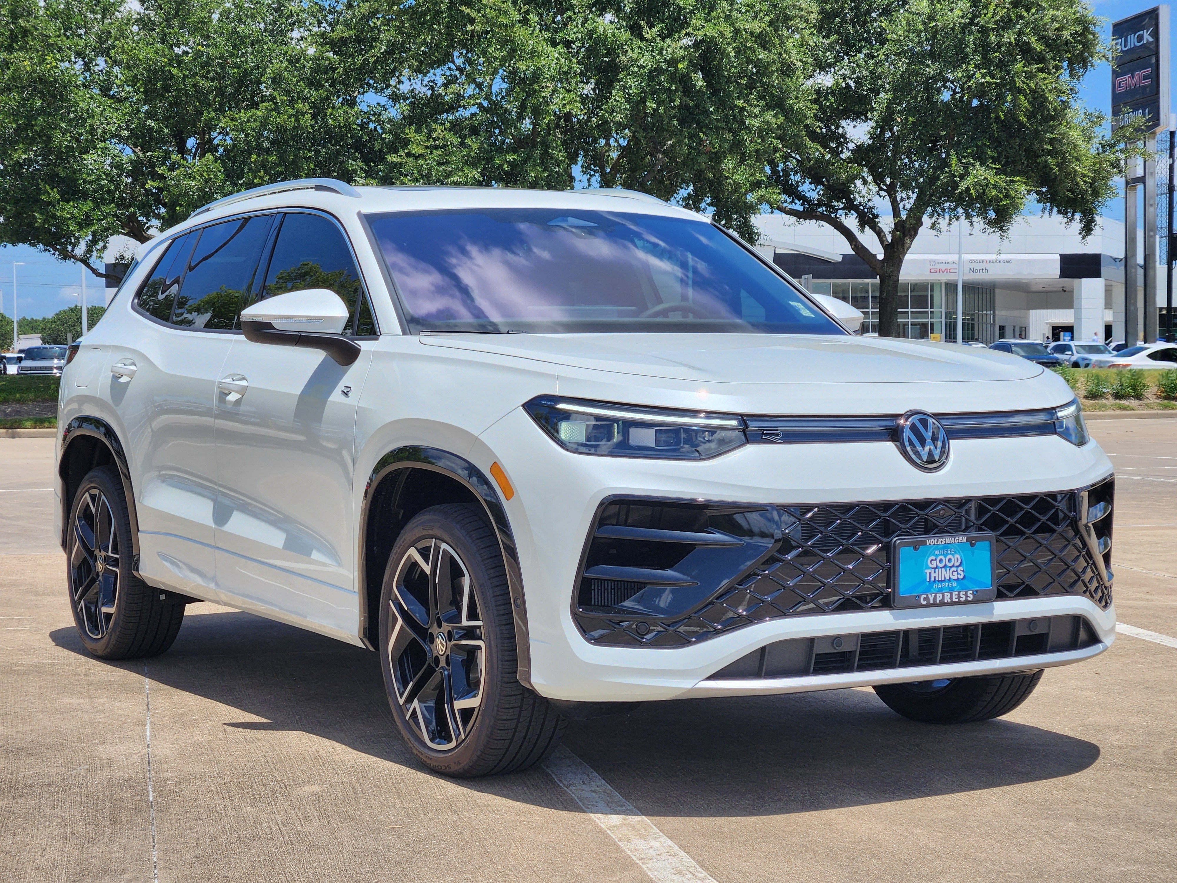 2026 Volkswagen Tiguan SEL R-Line Turbo