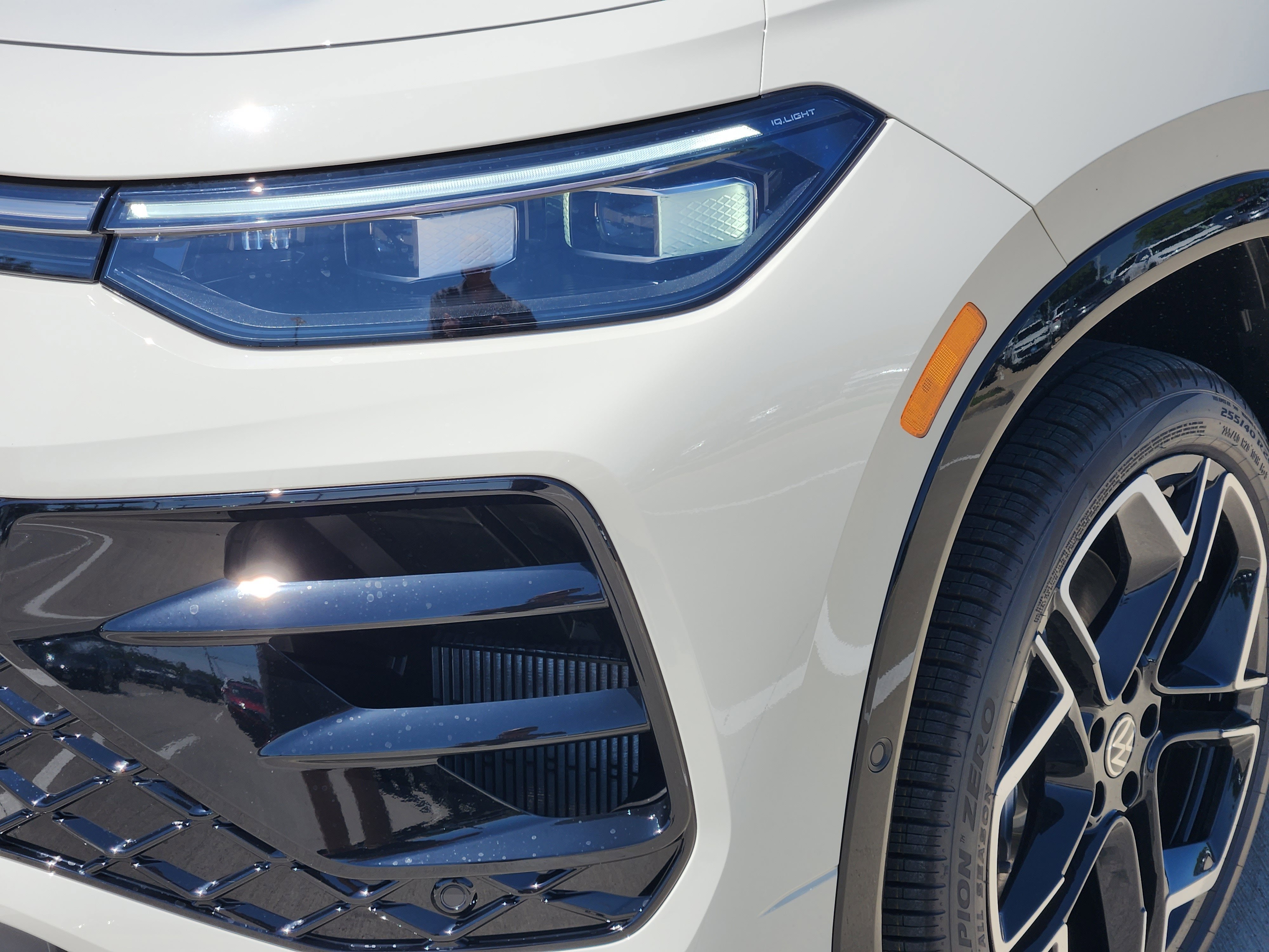 2026 Volkswagen Tiguan SEL R-Line Turbo