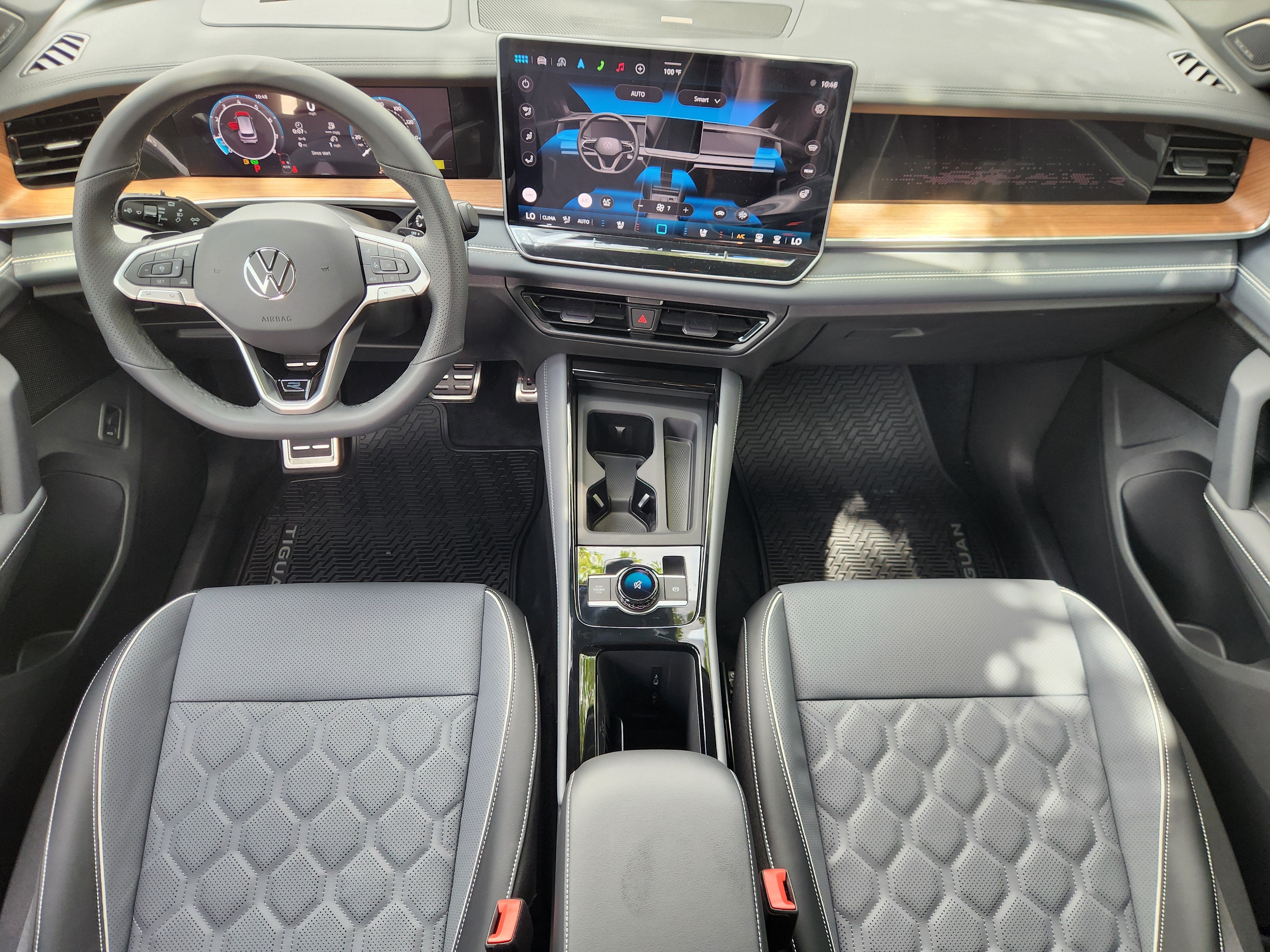 2026 Volkswagen Tiguan SEL R-Line Turbo