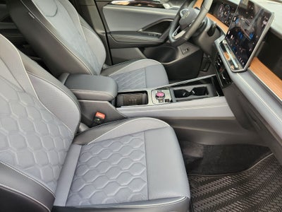 2026 Volkswagen Tiguan SEL R-Line Turbo