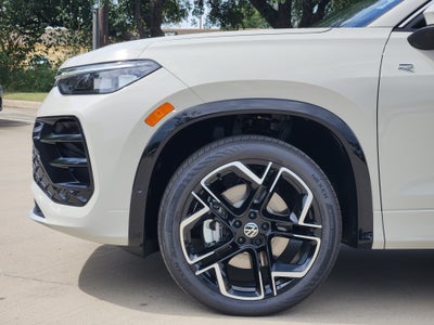 2026 Volkswagen Tiguan SEL R-Line Turbo