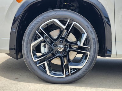 2026 Volkswagen Tiguan SEL R-Line Turbo