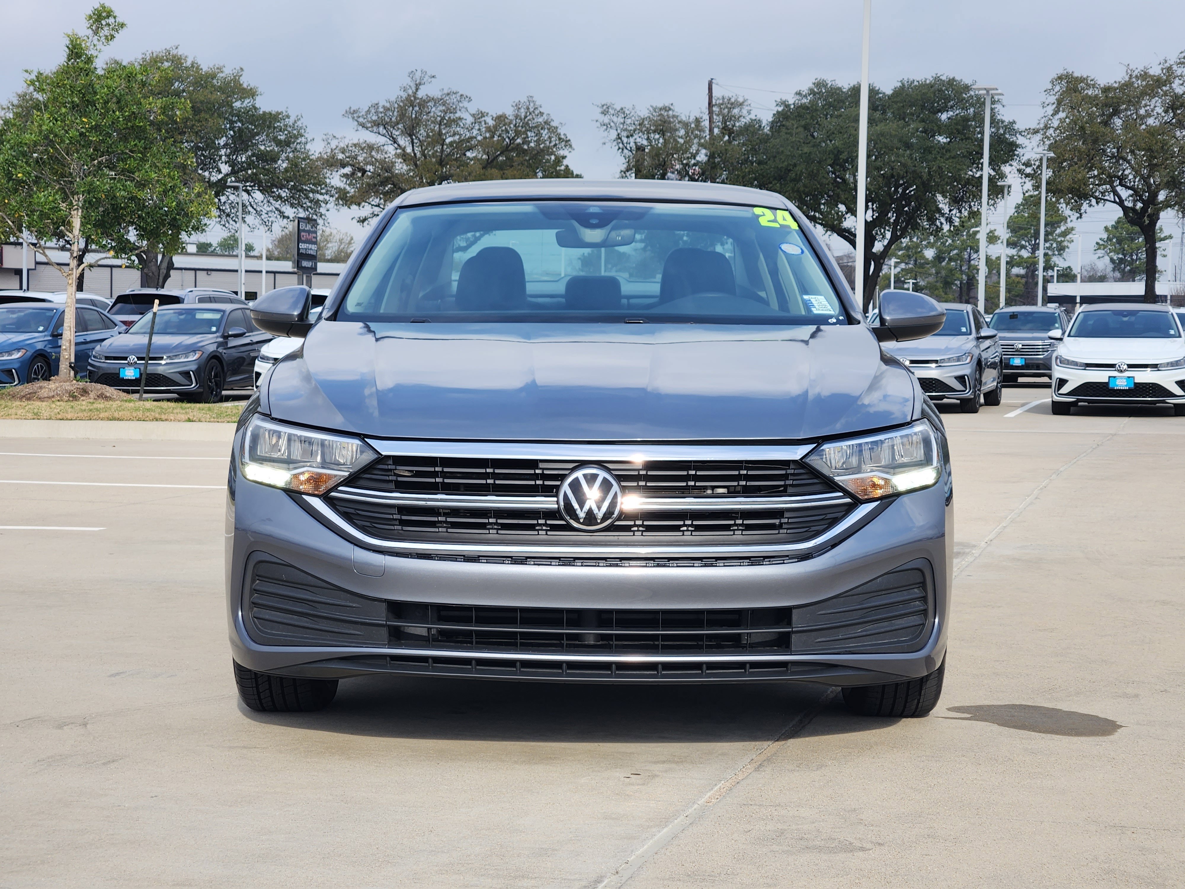 2024 Volkswagen Jetta SE