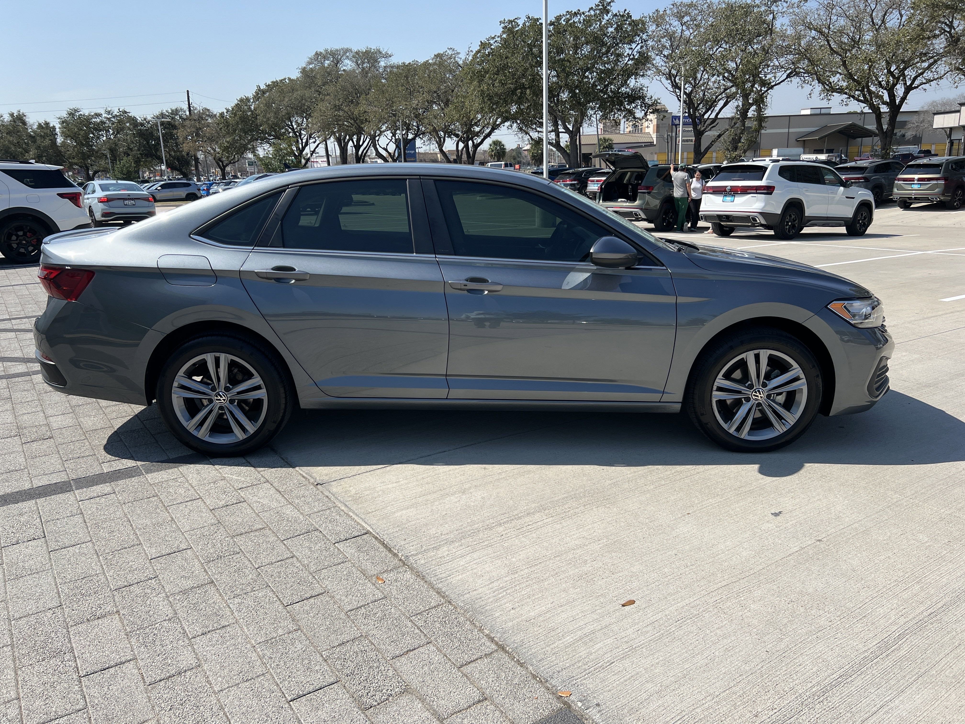 2023 Volkswagen Jetta SE