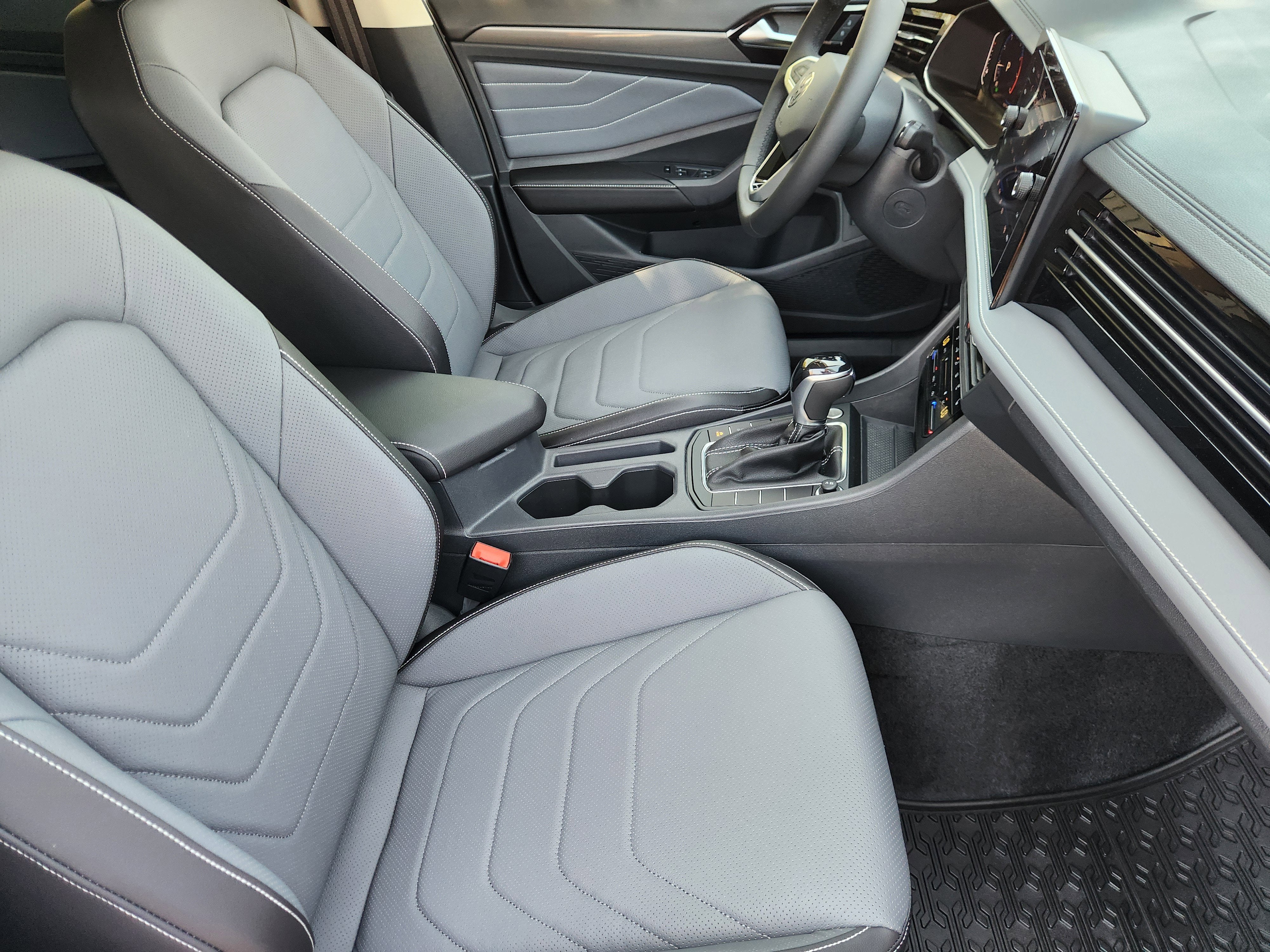 2026 Volkswagen Jetta SEL