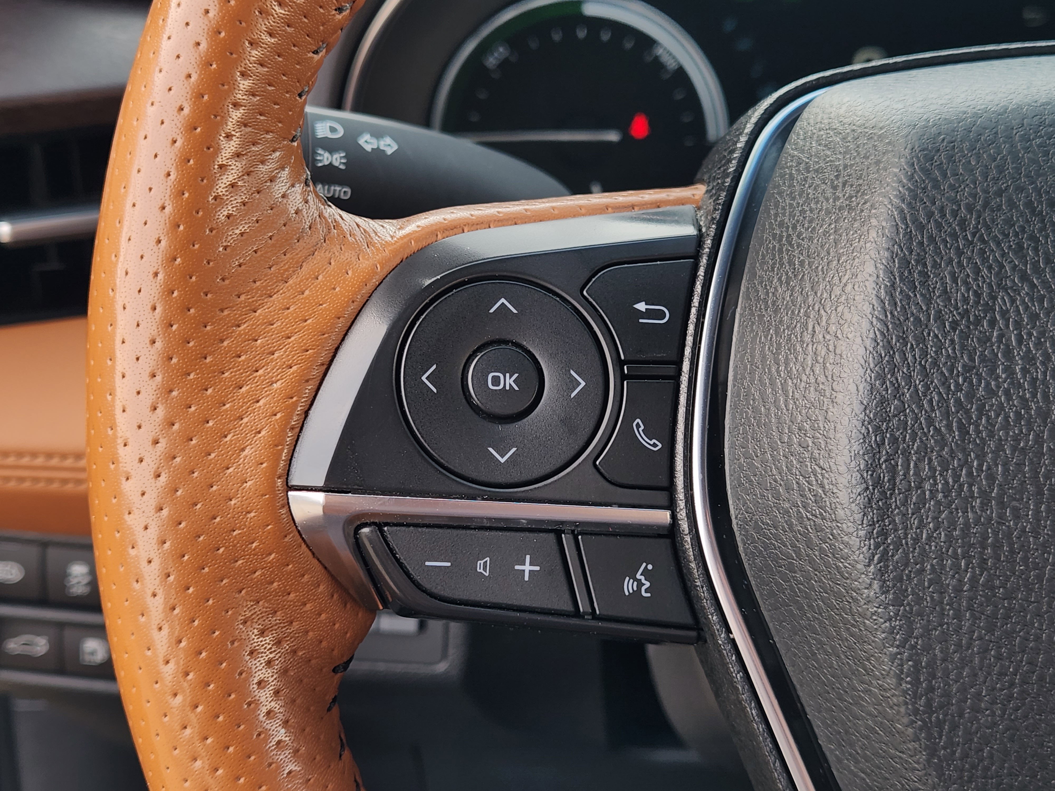 2020 Toyota Avalon Hybrid Limited