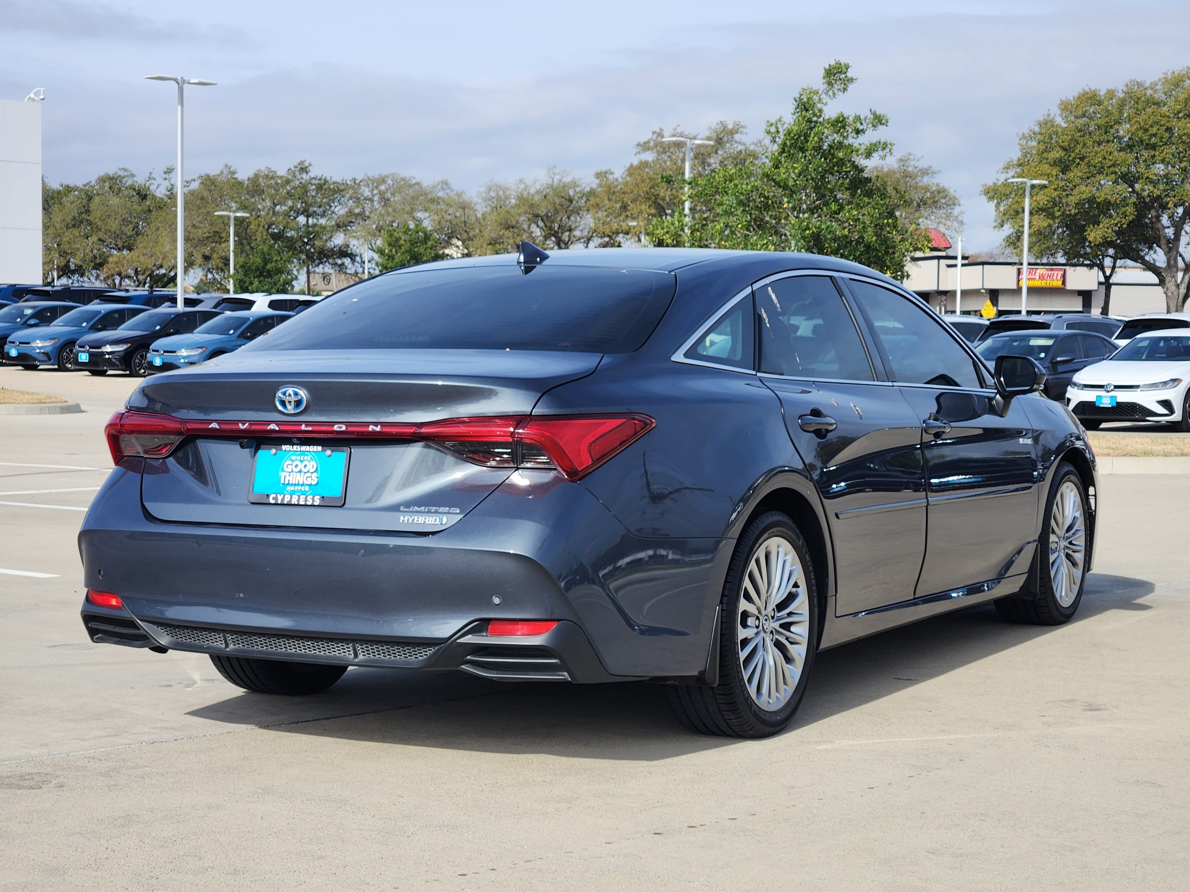 2020 Toyota Avalon Hybrid Limited