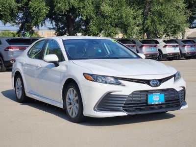 2024 Toyota Camry LE