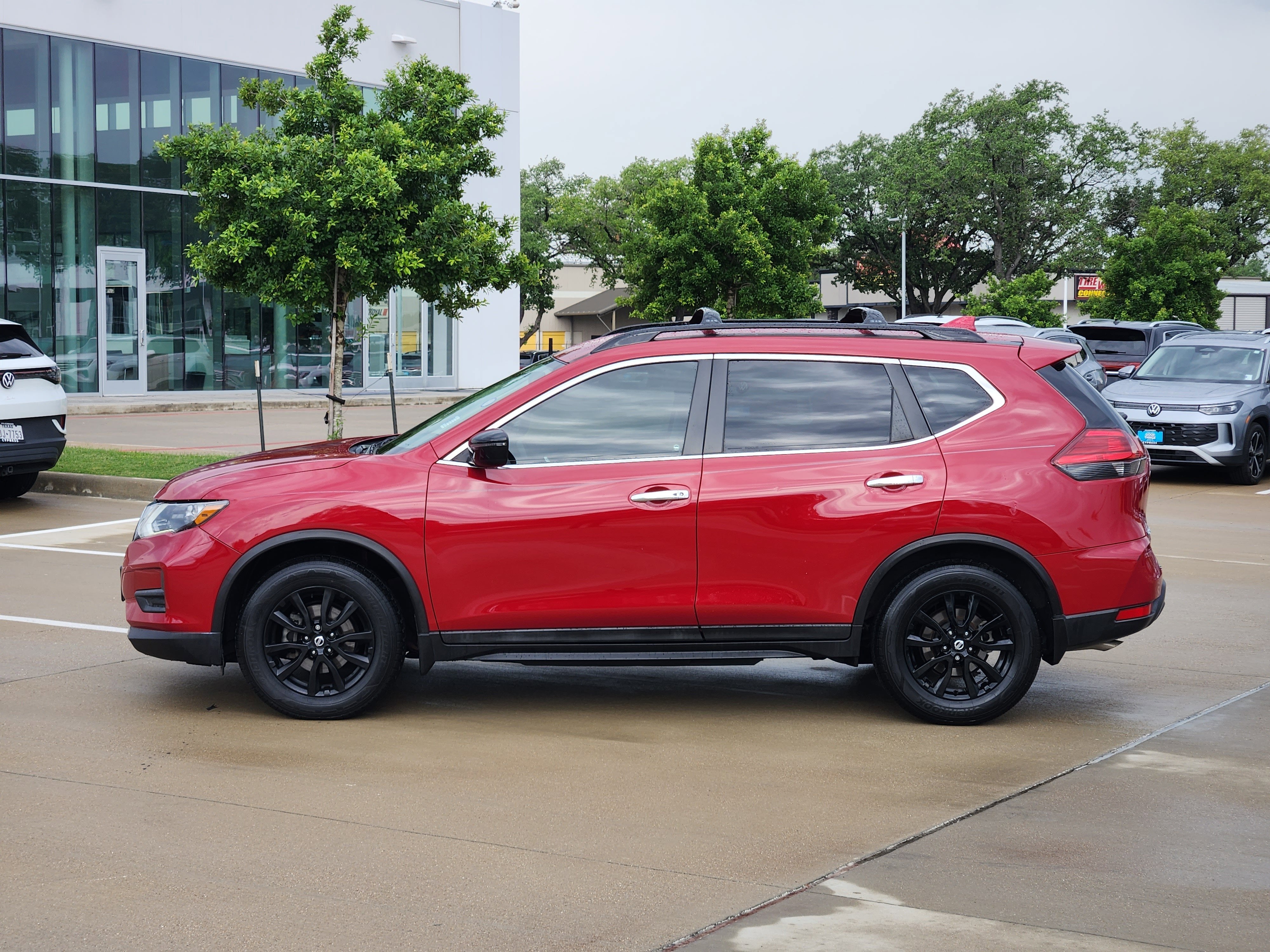 2017 Nissan Rogue SV