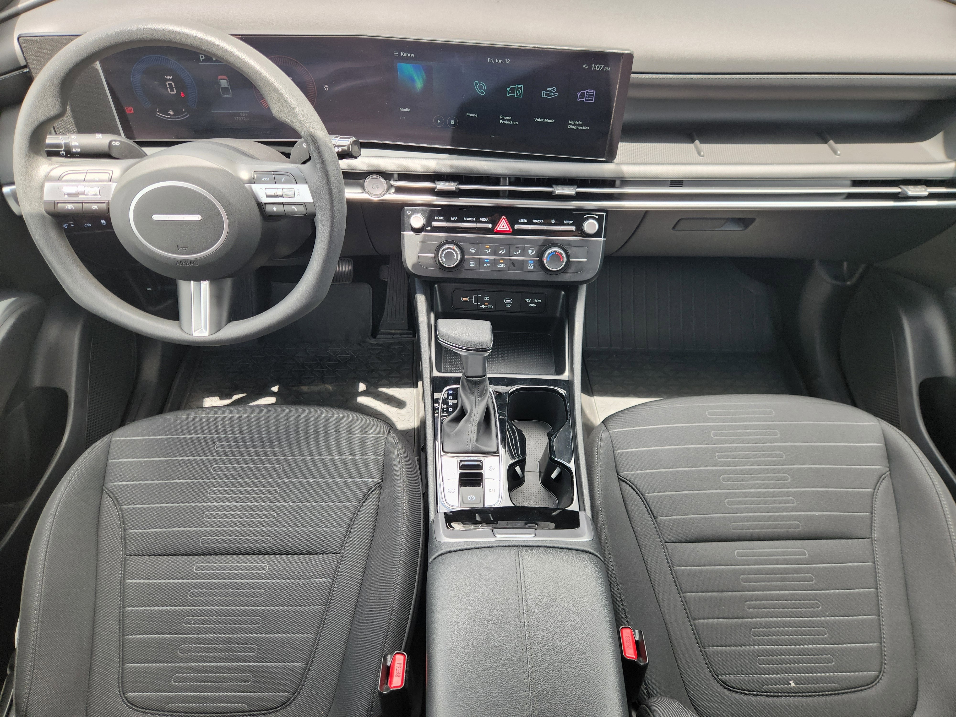2025 Hyundai Santa Cruz SE