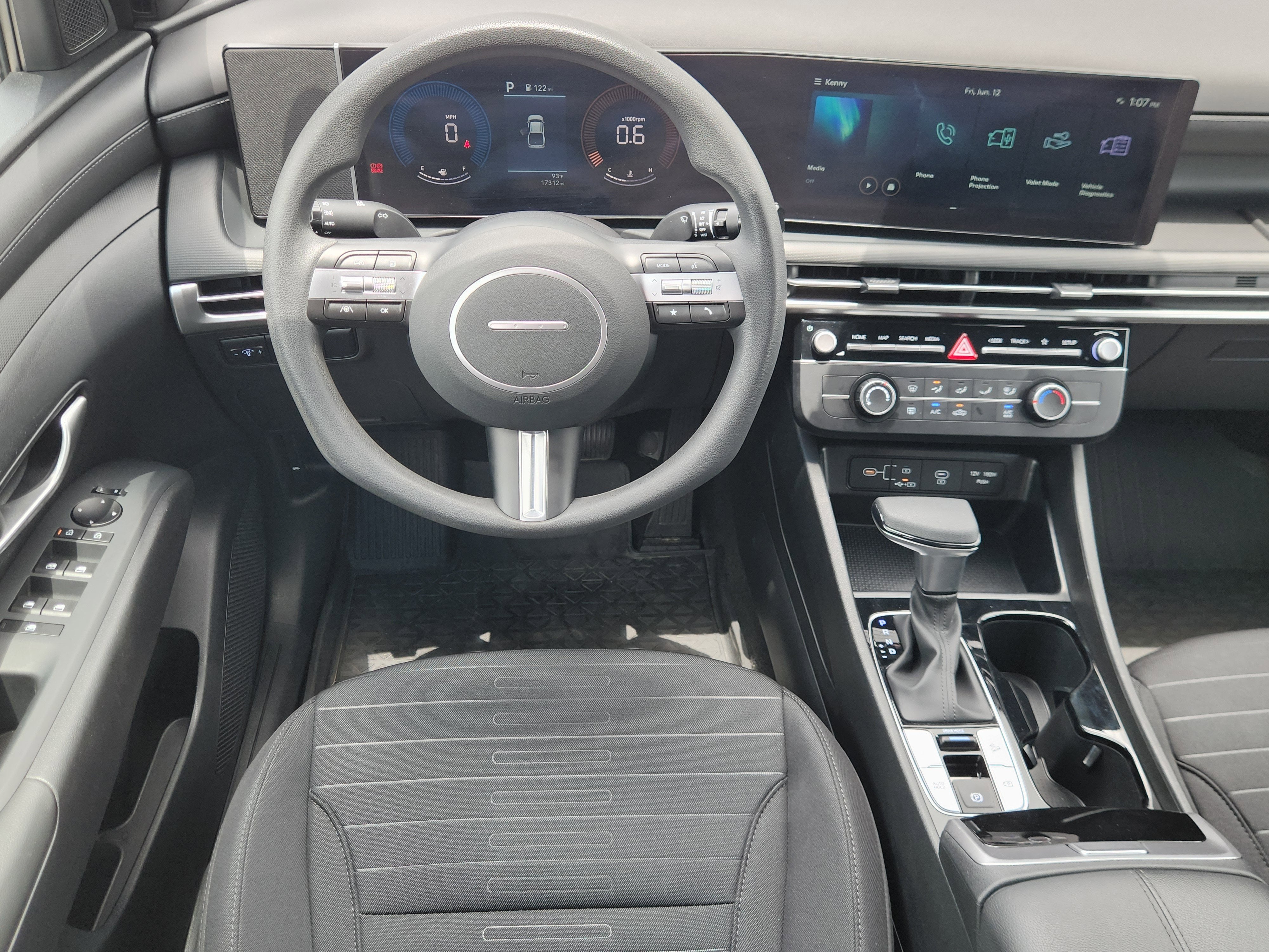 2025 Hyundai Santa Cruz SE
