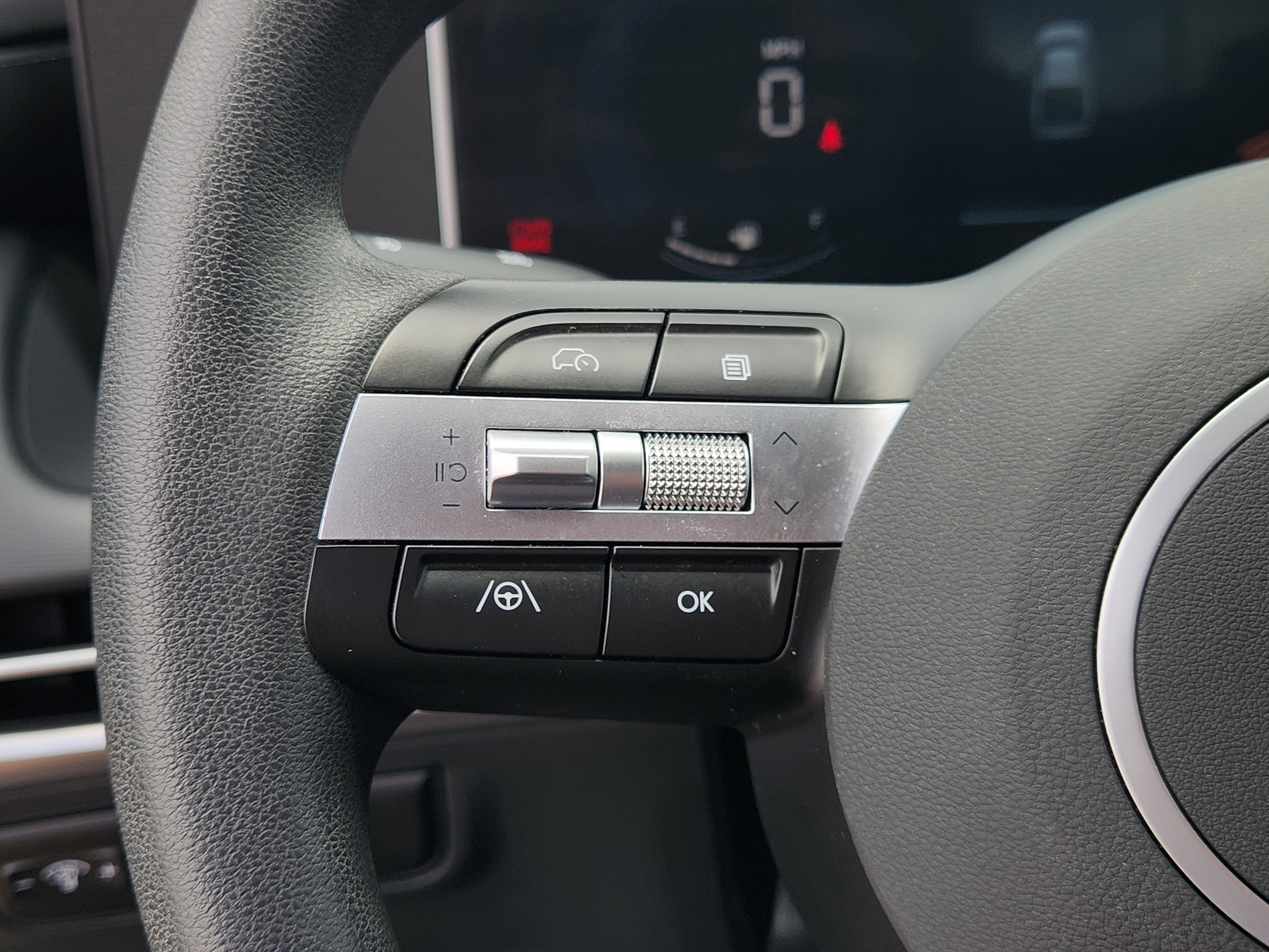 2025 Hyundai Santa Cruz SE