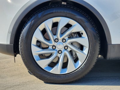 2024 Land Rover Discovery S