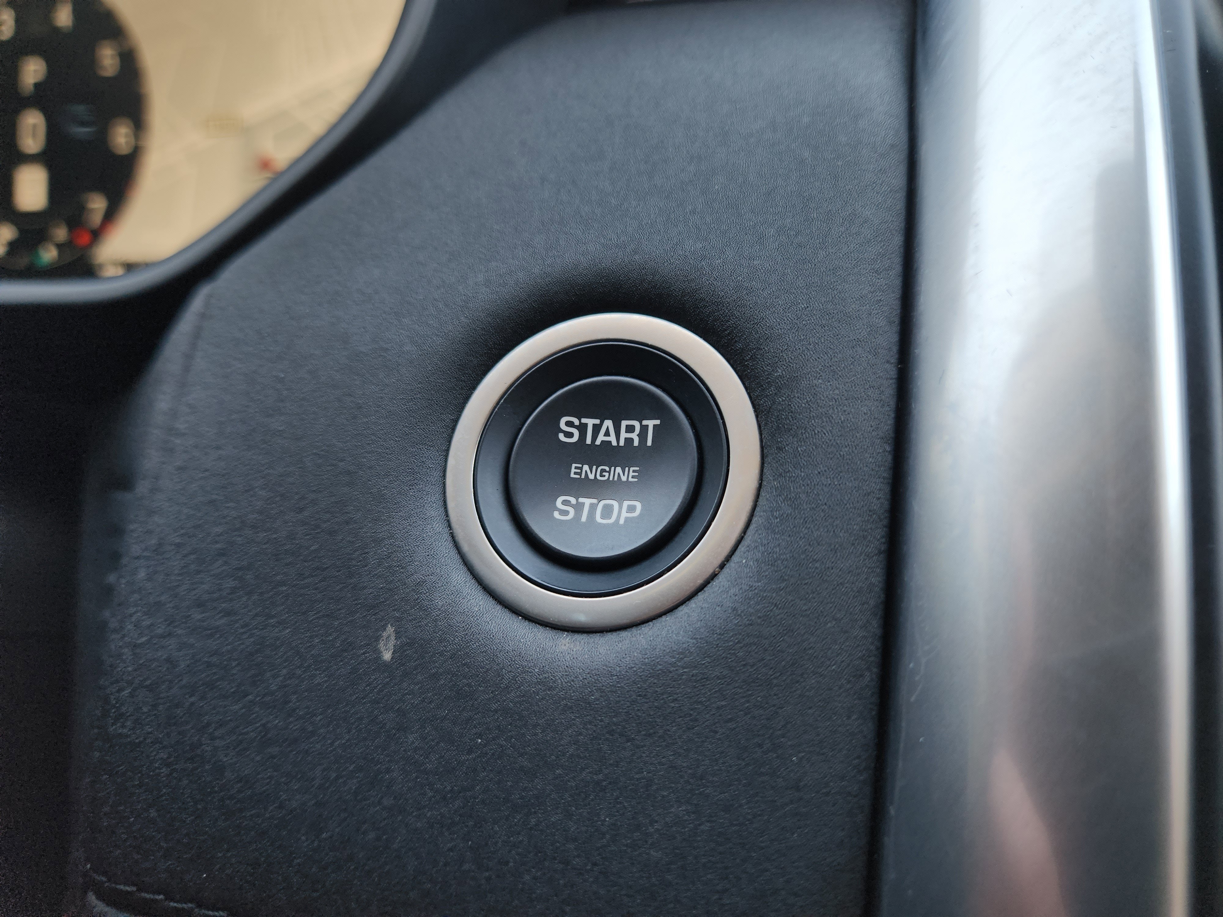 2024 Land Rover Discovery S