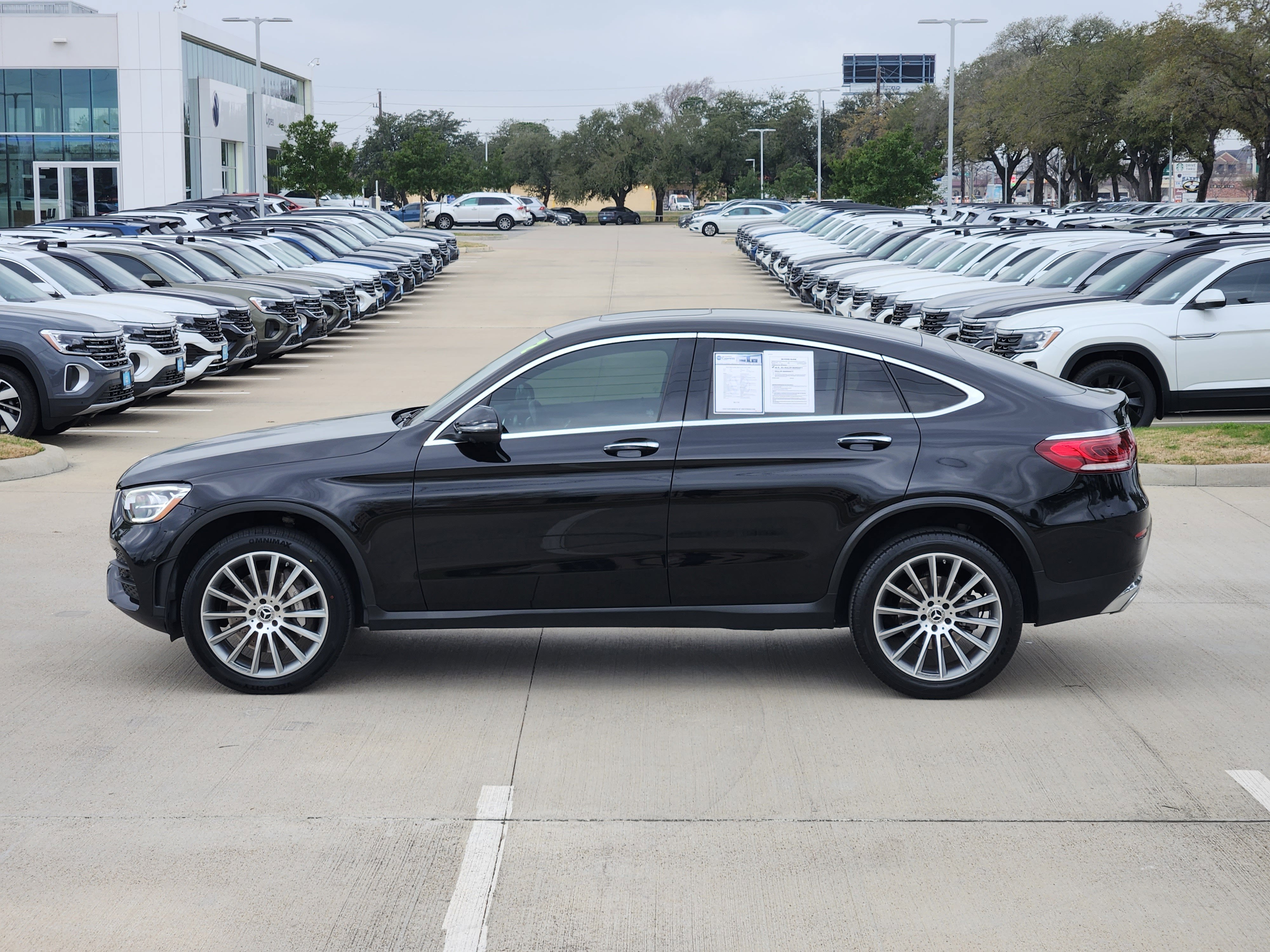 2023 Mercedes-Benz GLC GLC 300