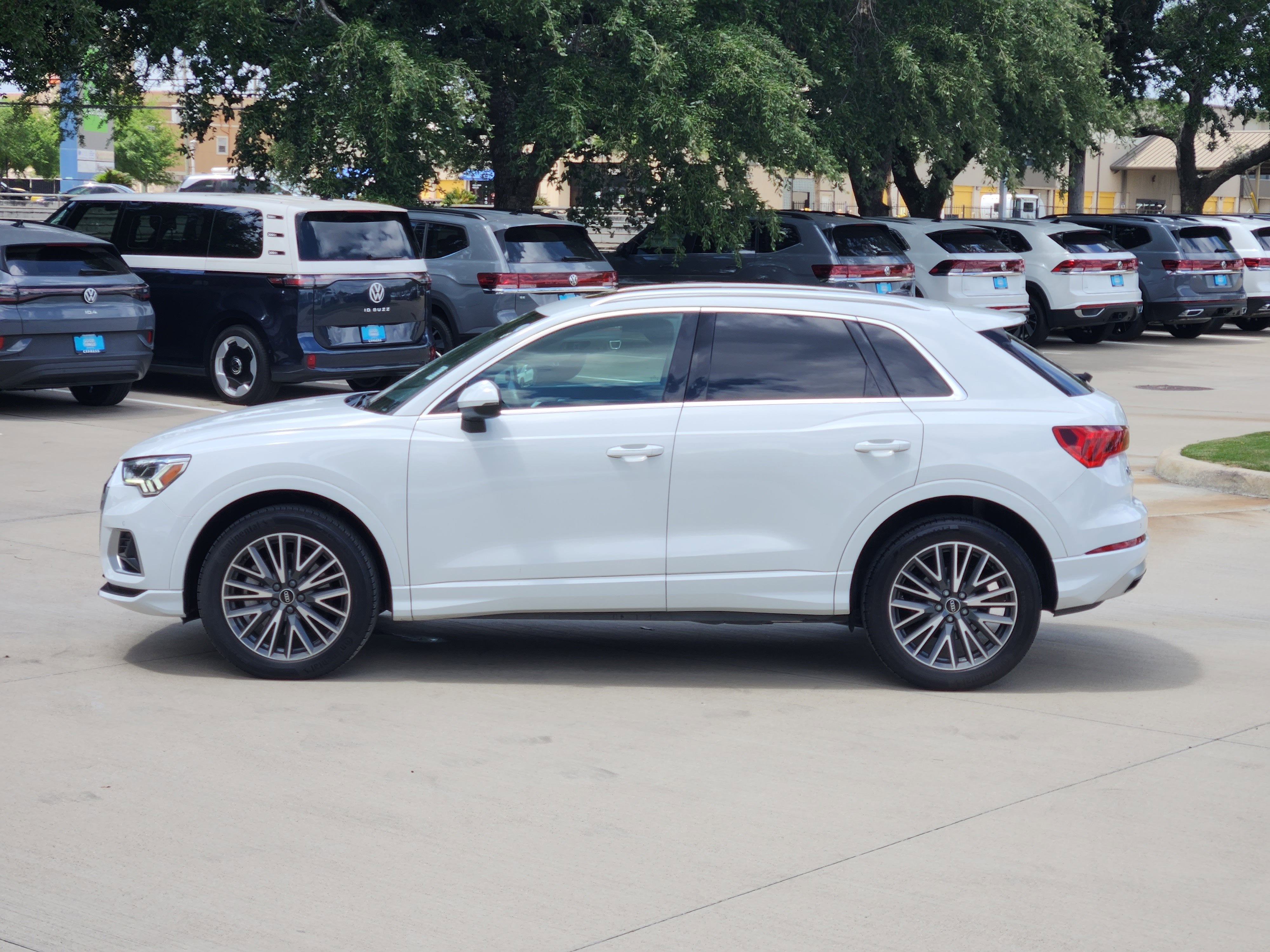 2021 Audi Q3 Premium Plus