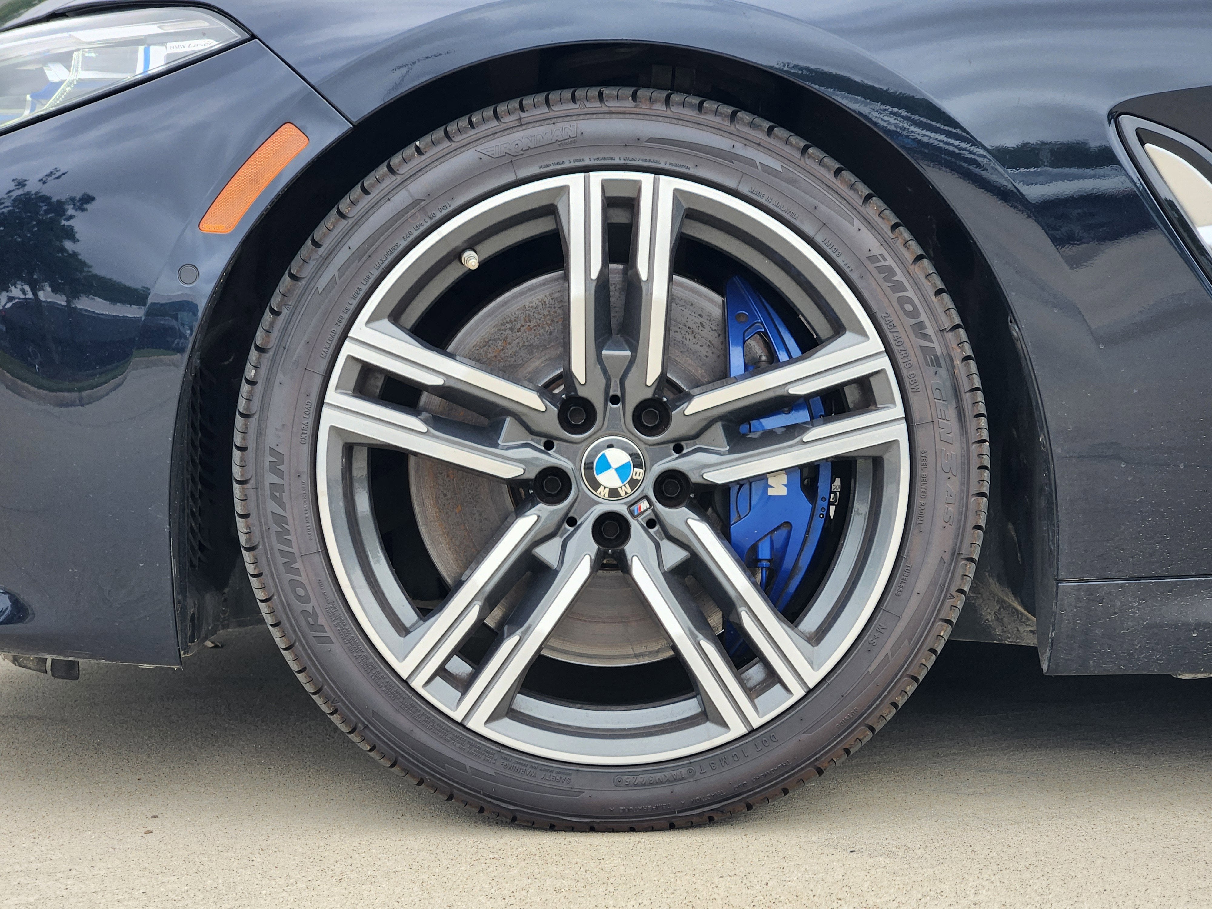 2022 BMW 8 Series 840i