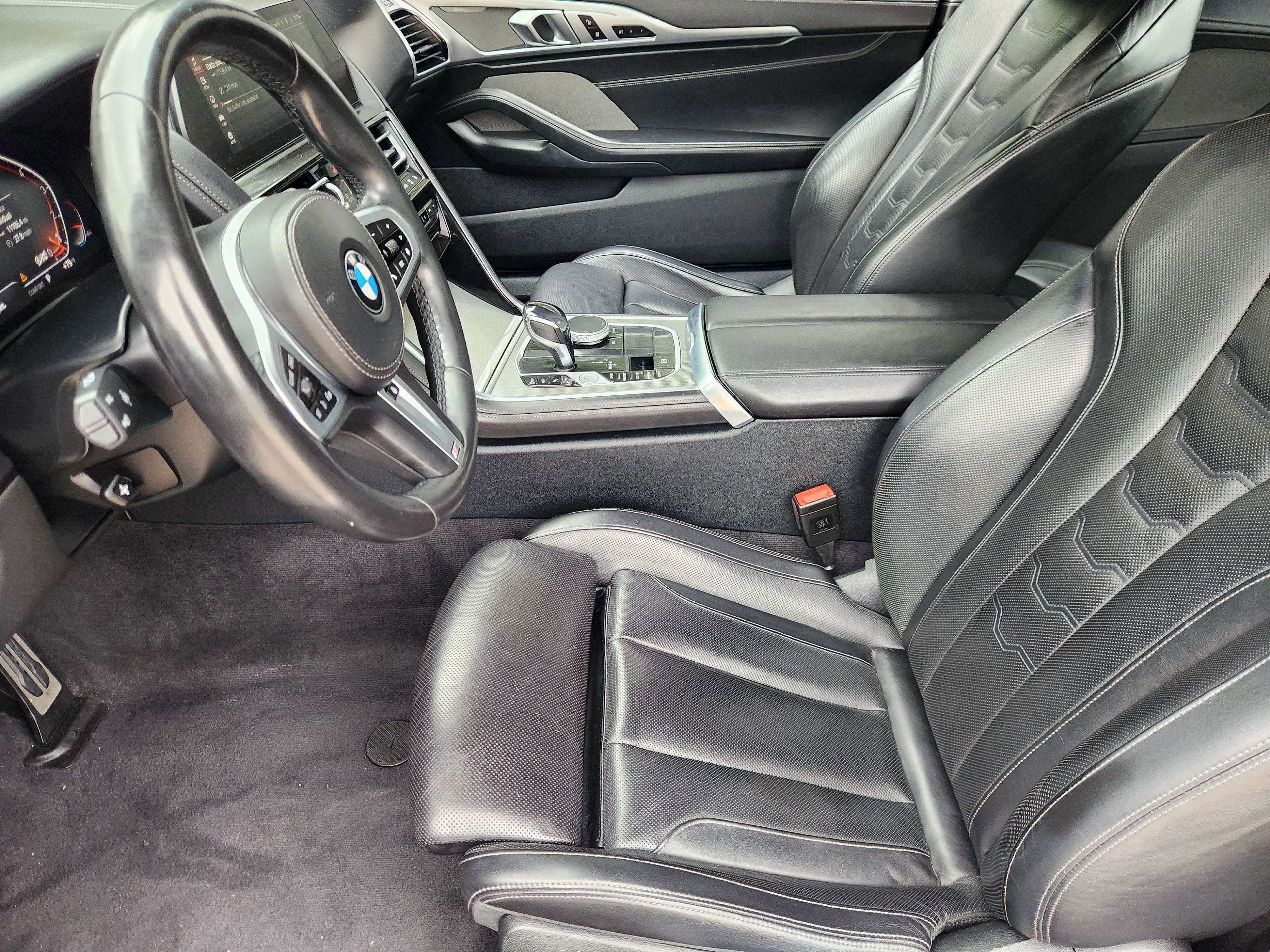 2022 BMW 8 Series 840i