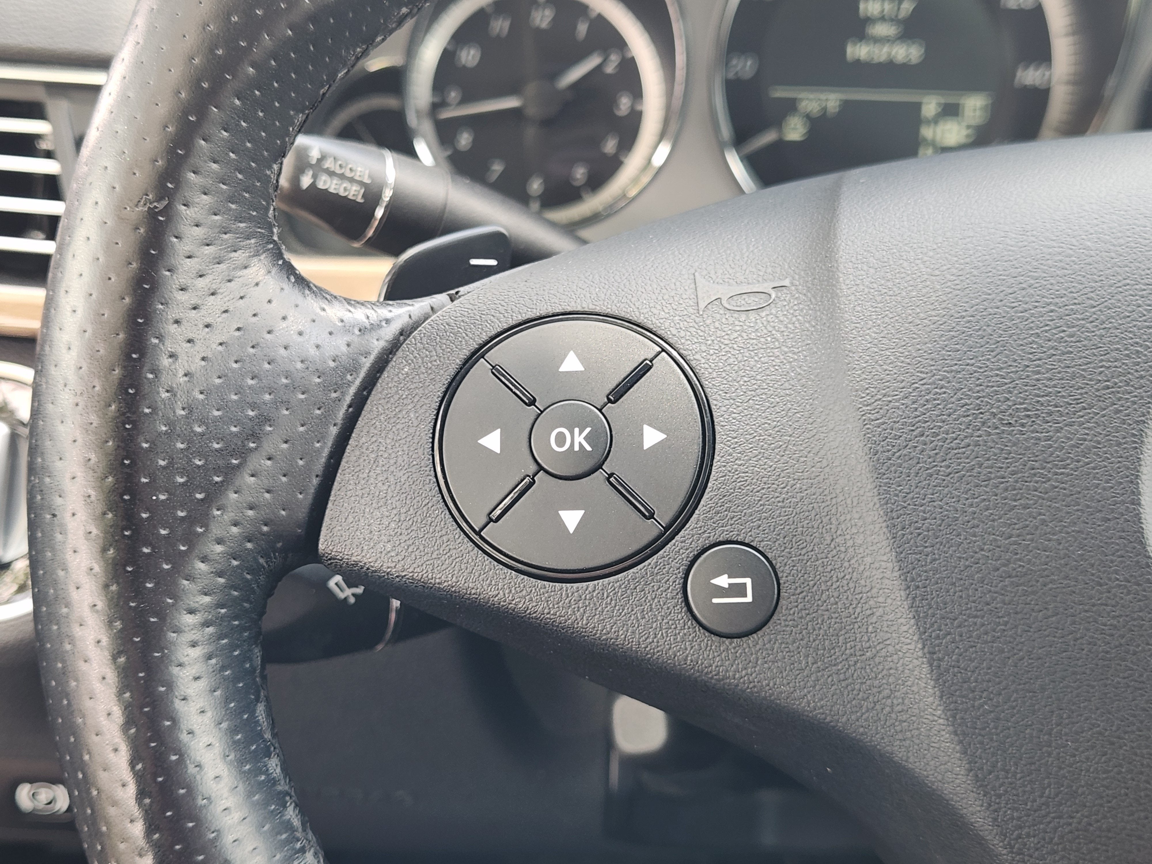 2011 Mercedes-Benz E-Class E 550 Sport