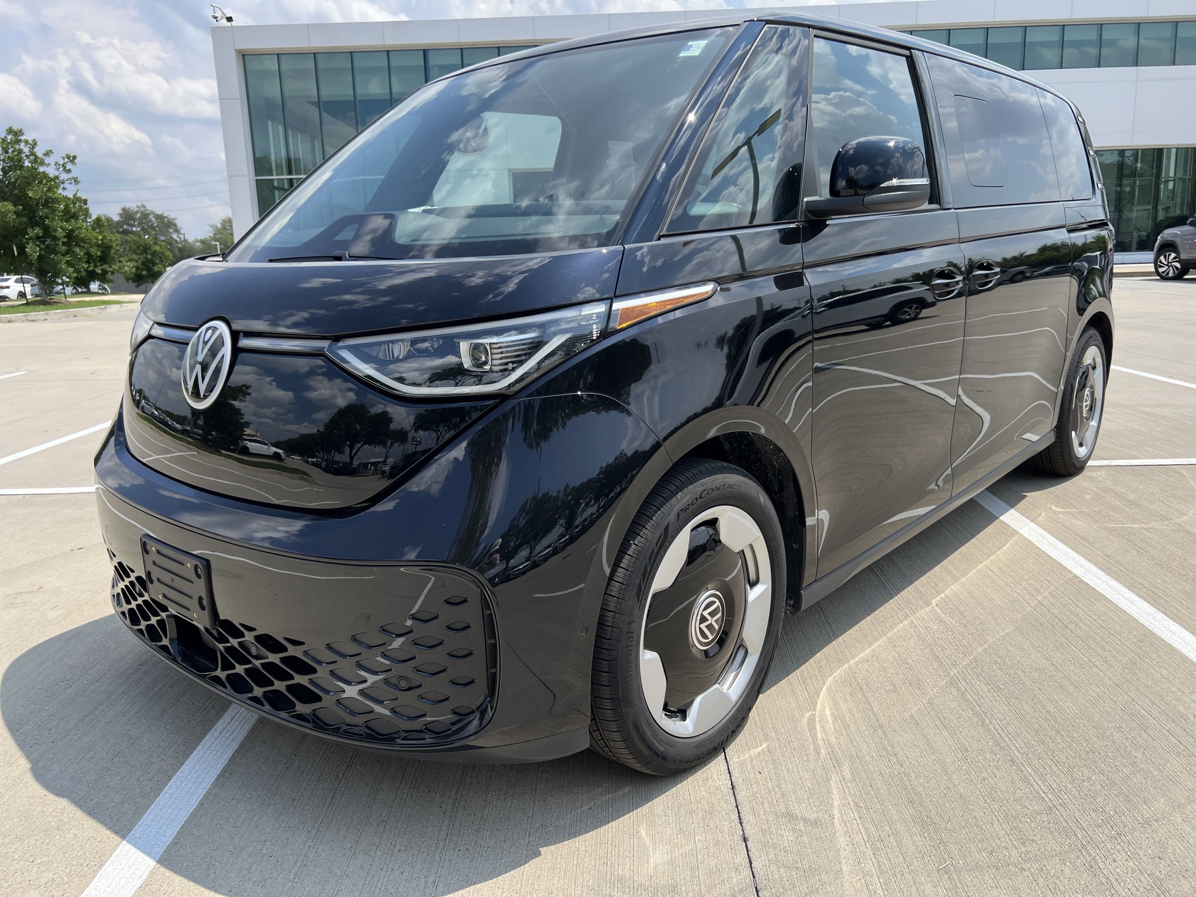 2025 Volkswagen ID. Buzz Pro S