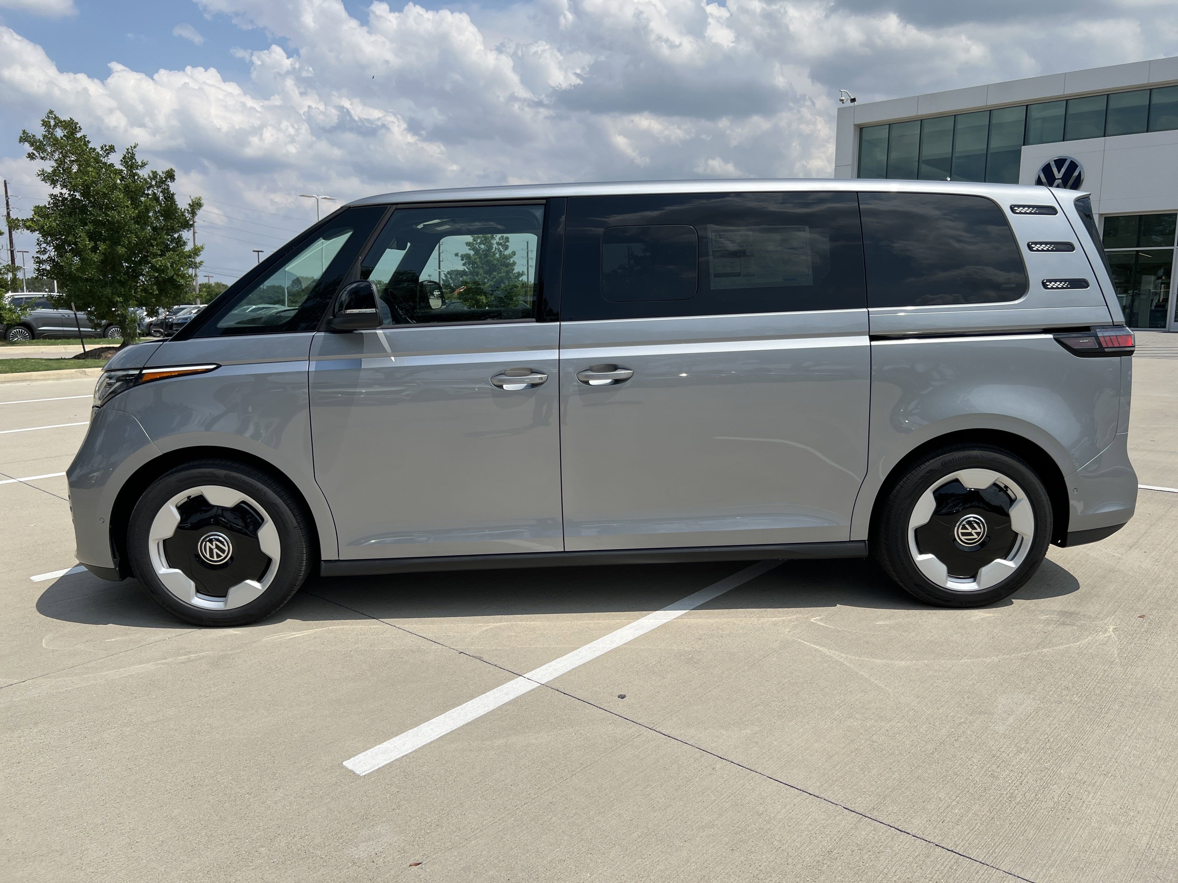 2025 Volkswagen ID. Buzz Pro S