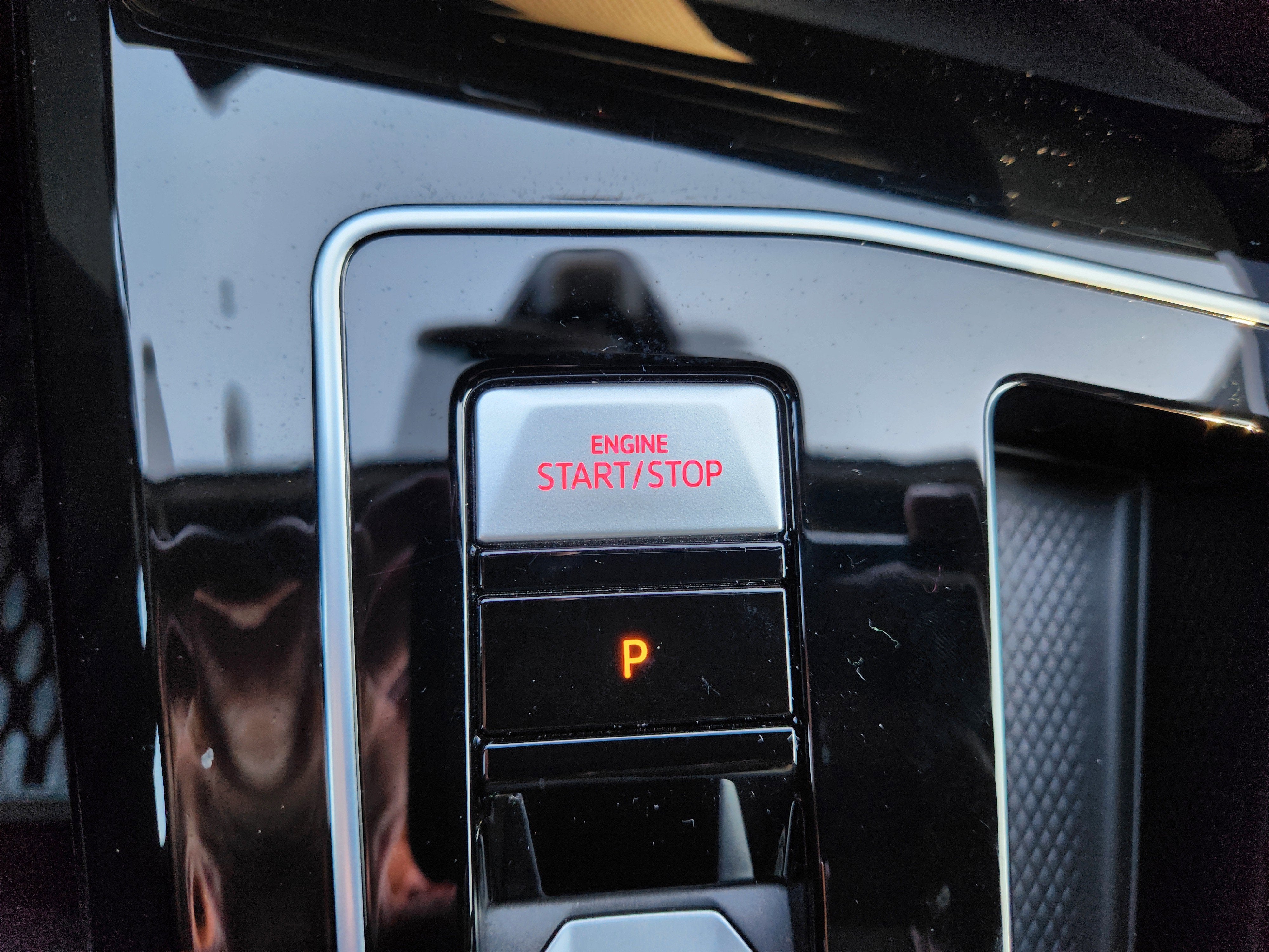 2024 Volkswagen Golf GTI SE