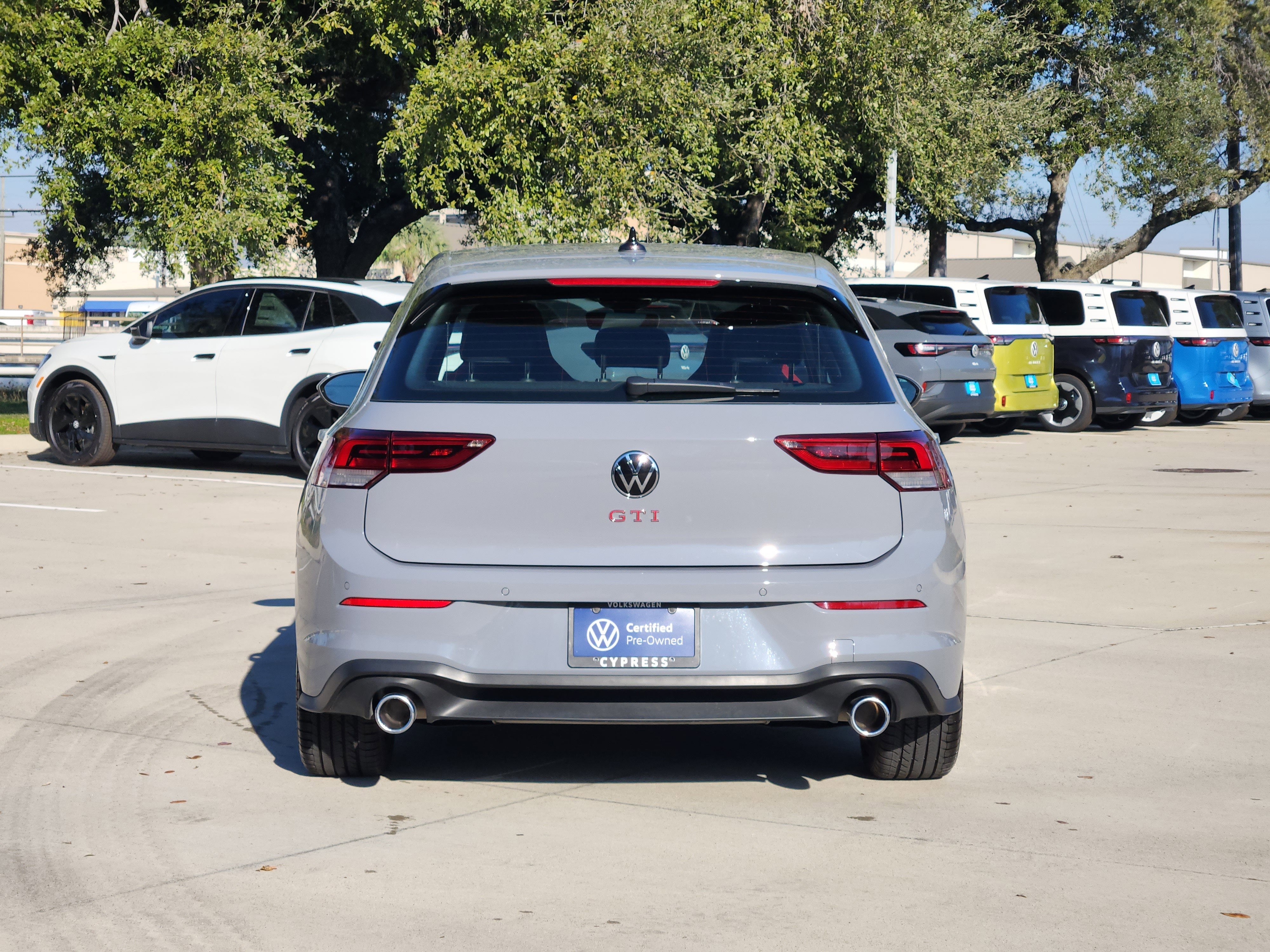 2024 Volkswagen Golf GTI SE