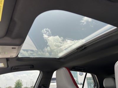 2025 Volkswagen Golf GTI SE