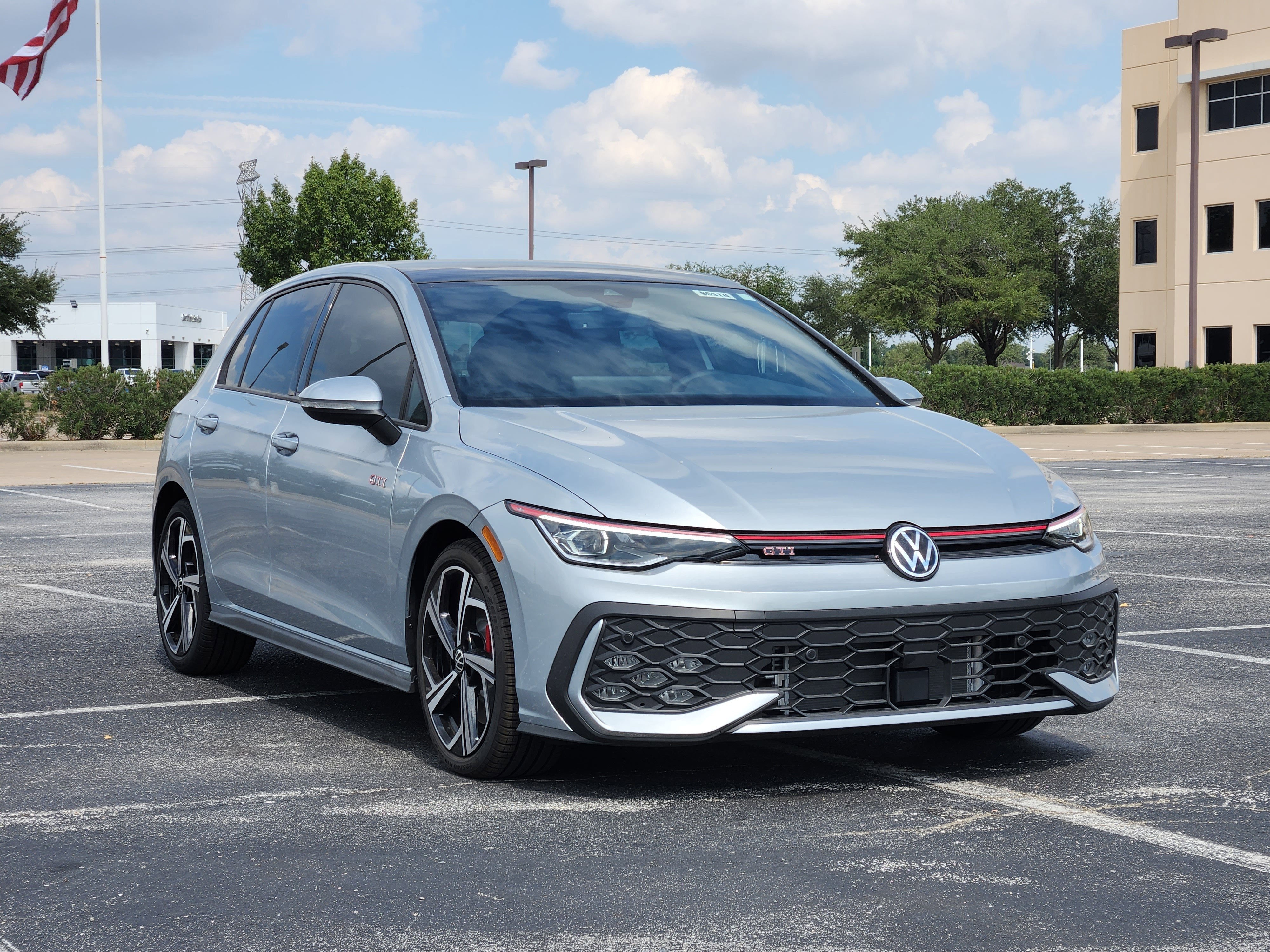 2025 Volkswagen Golf GTI SE