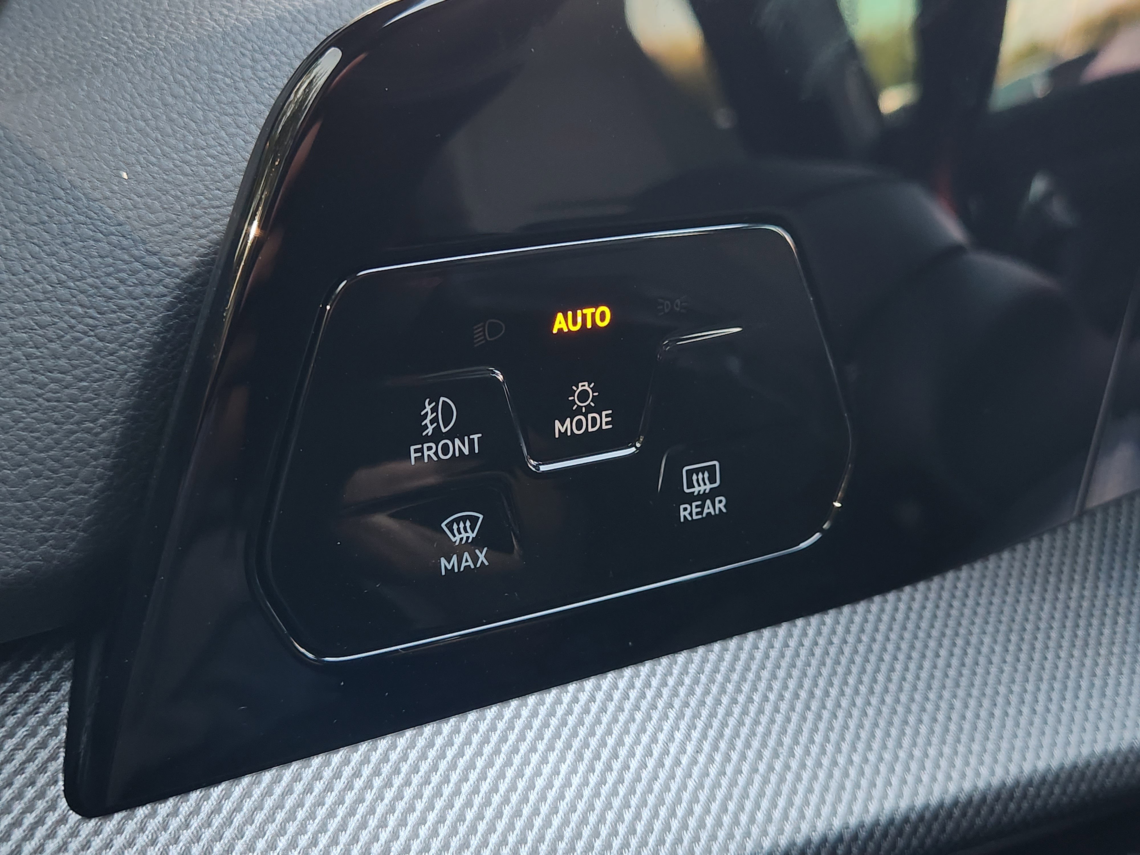 2026 Volkswagen Golf GTI SE