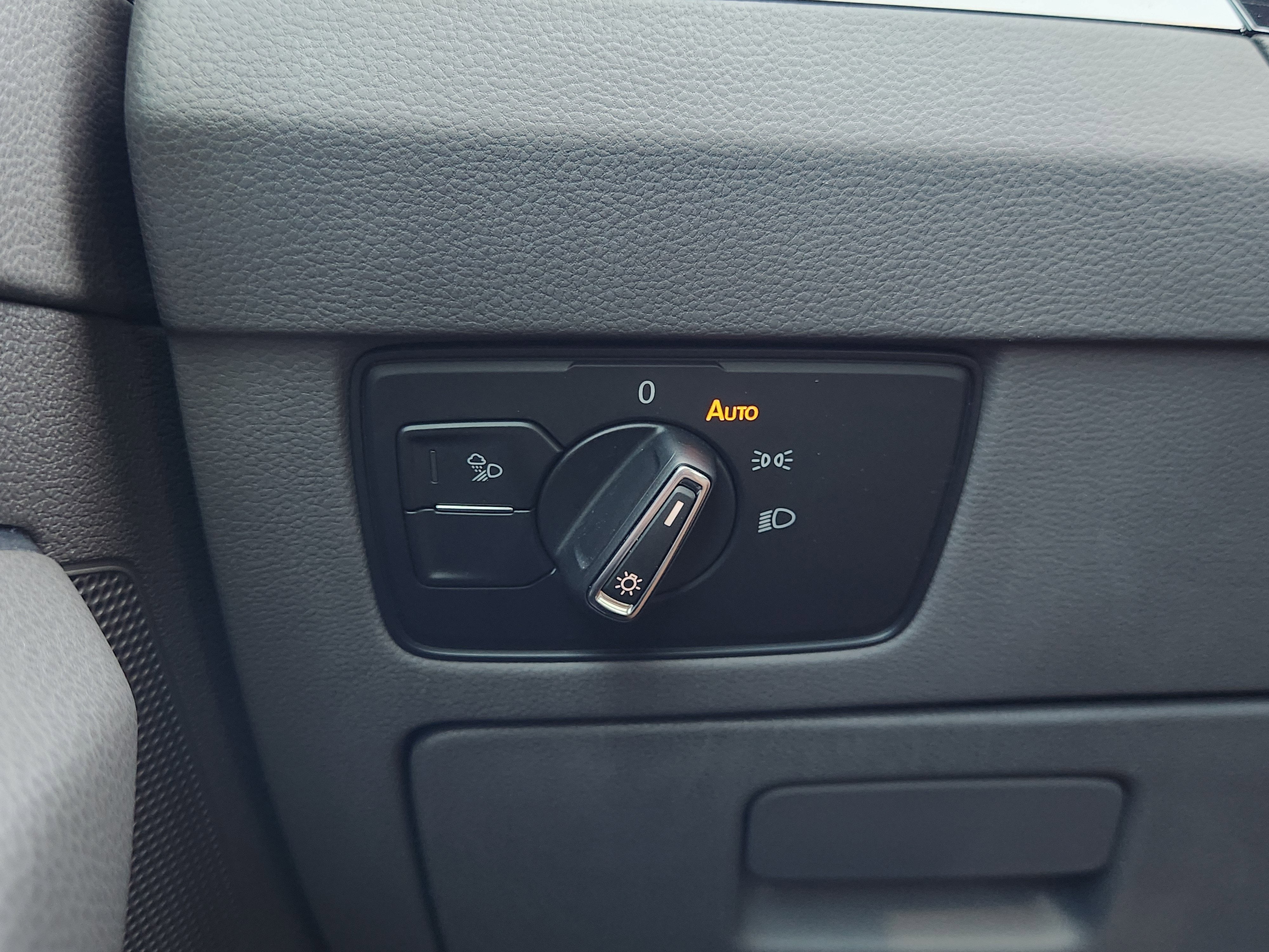 2023 Volkswagen Arteon SEL R-Line