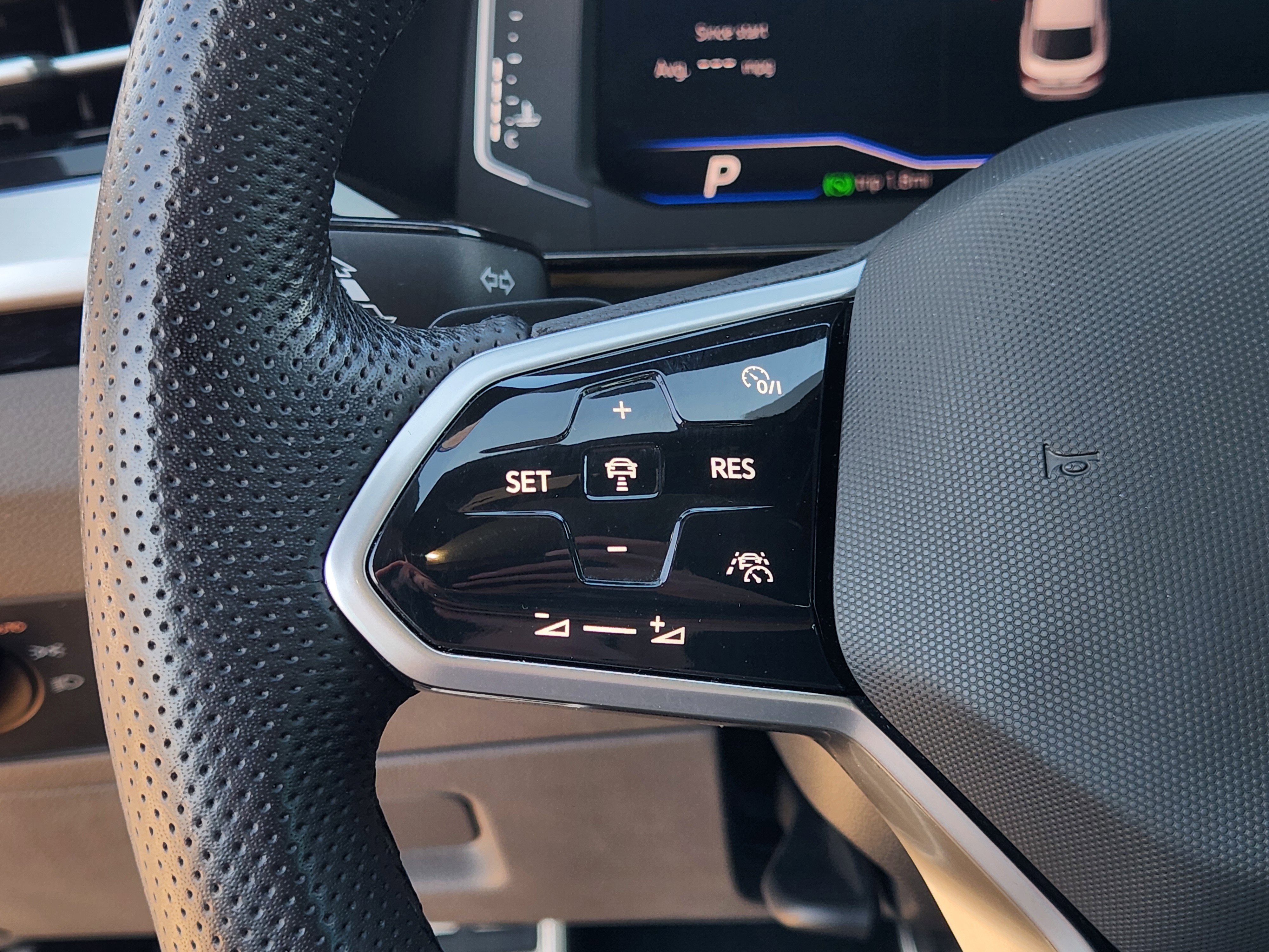 2023 Volkswagen Arteon SEL R-Line