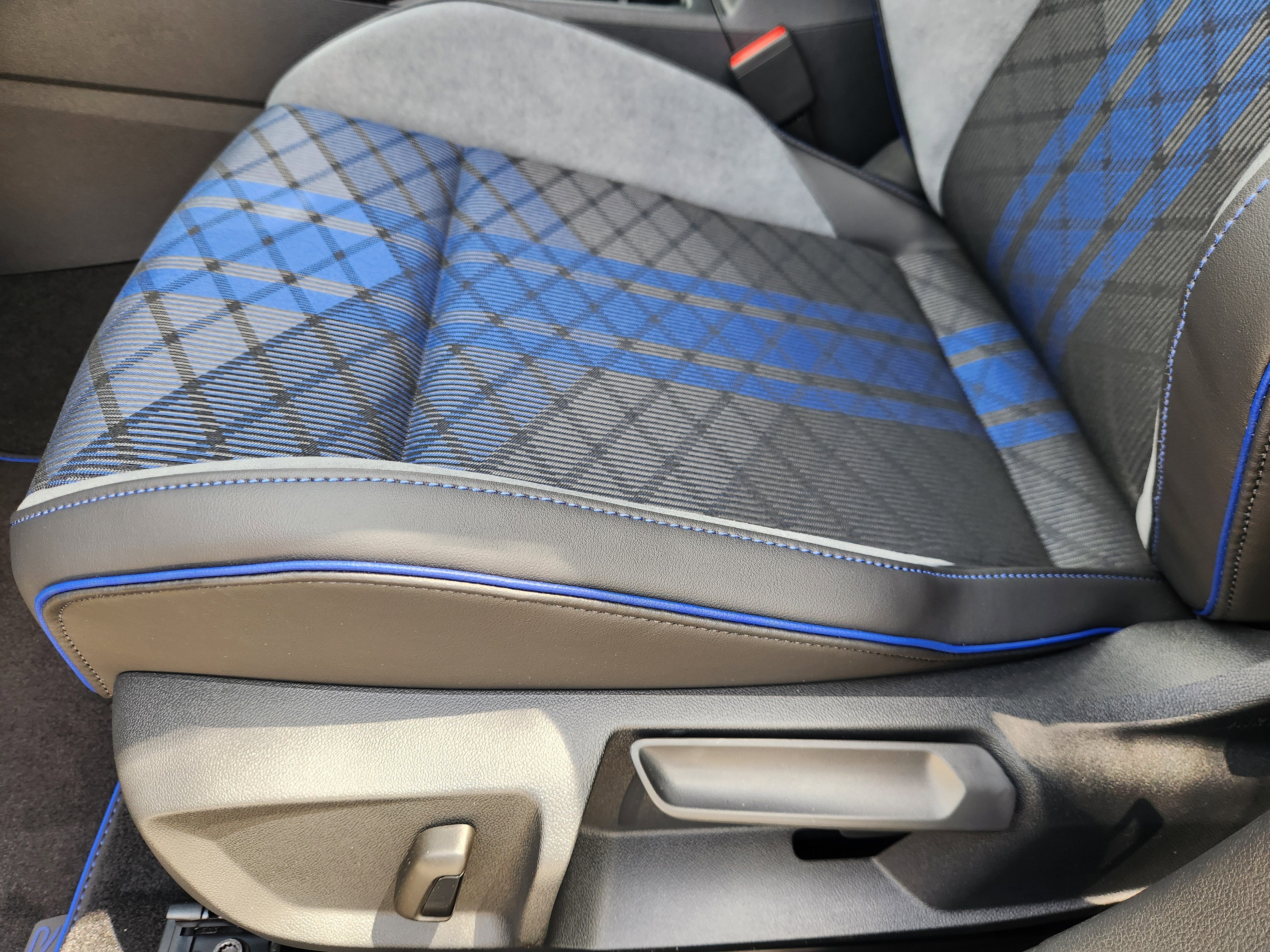 2026 Volkswagen Golf R 2.0T