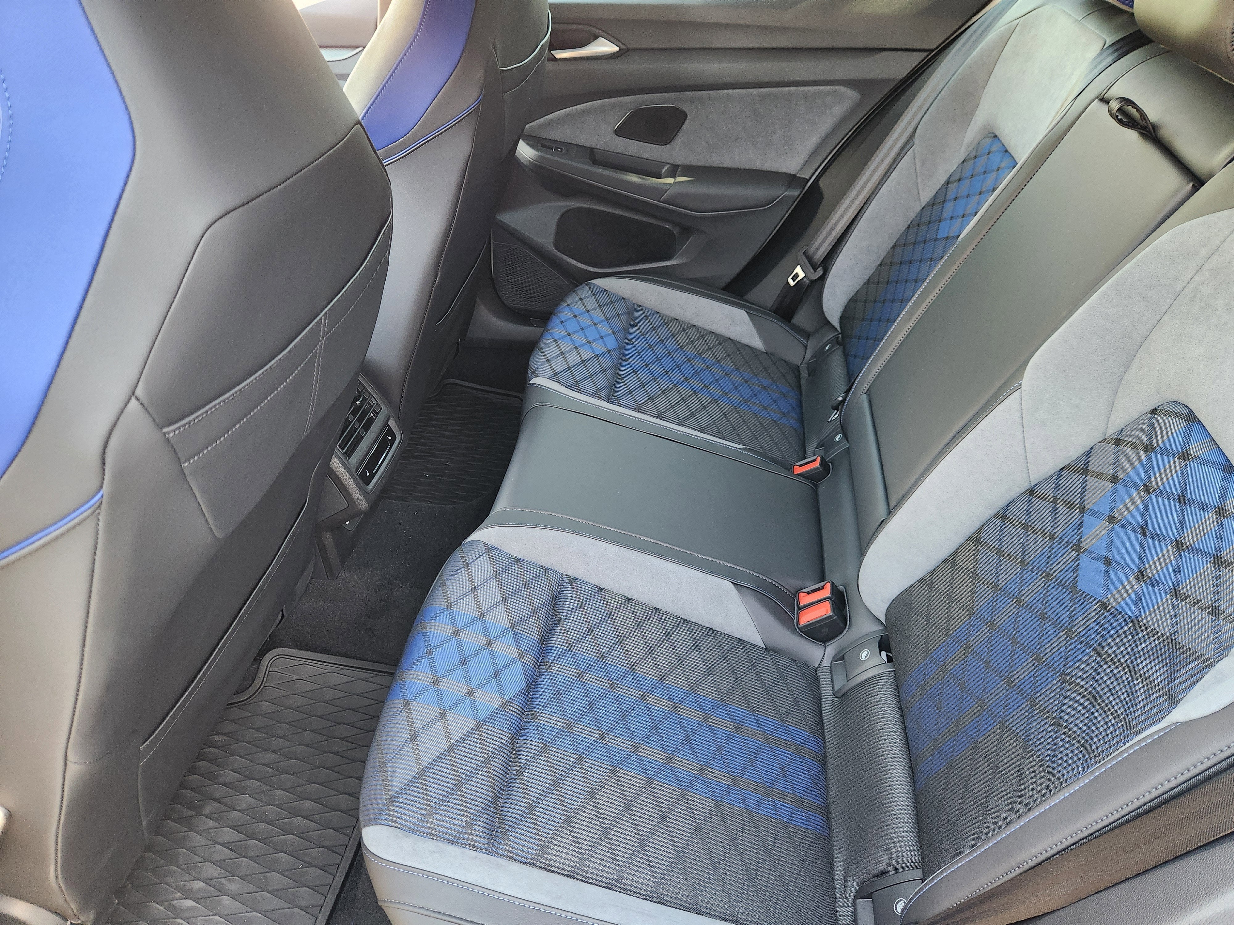 2026 Volkswagen Golf R 2.0T