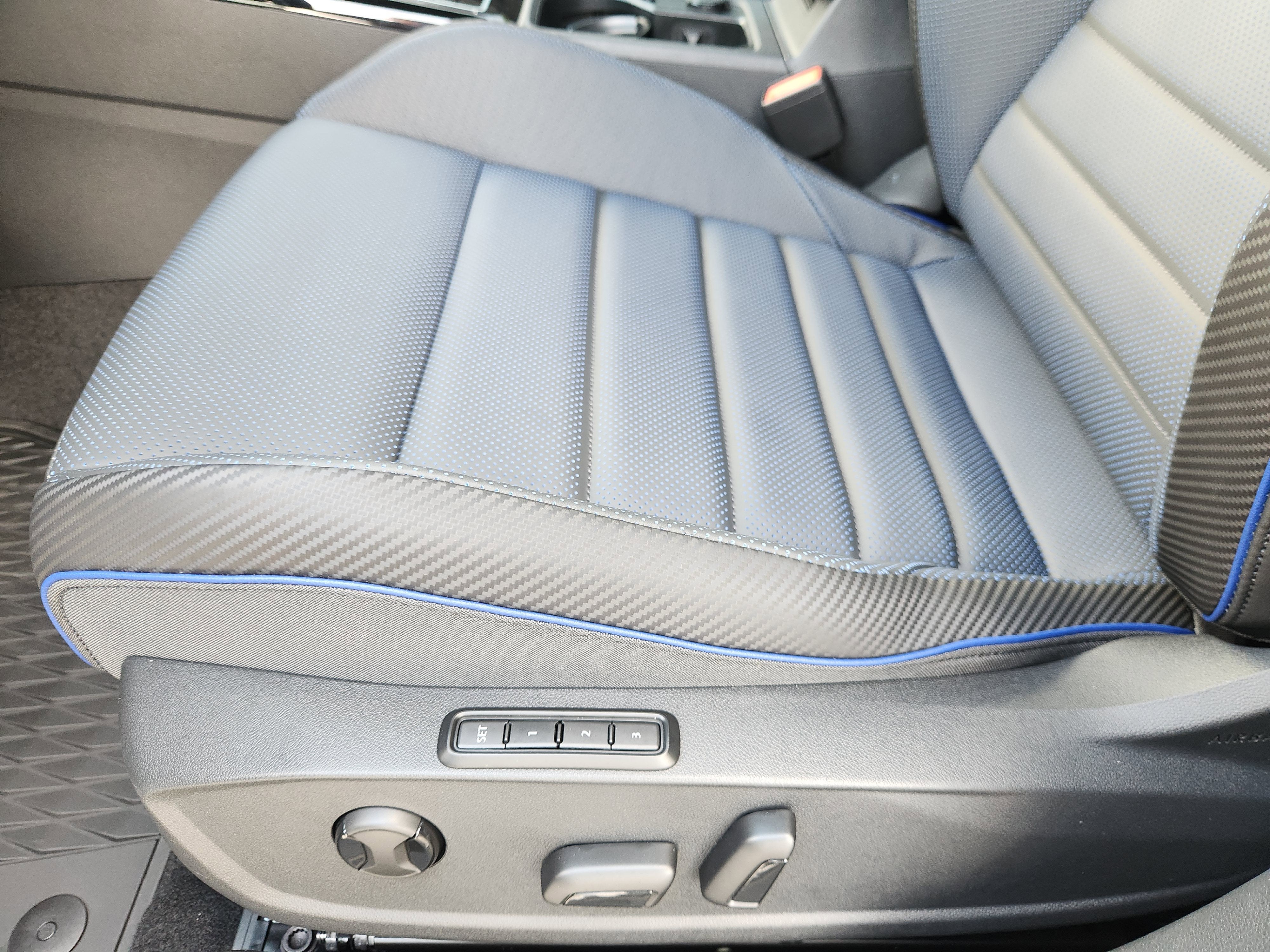 2026 Volkswagen Golf R 2.0T