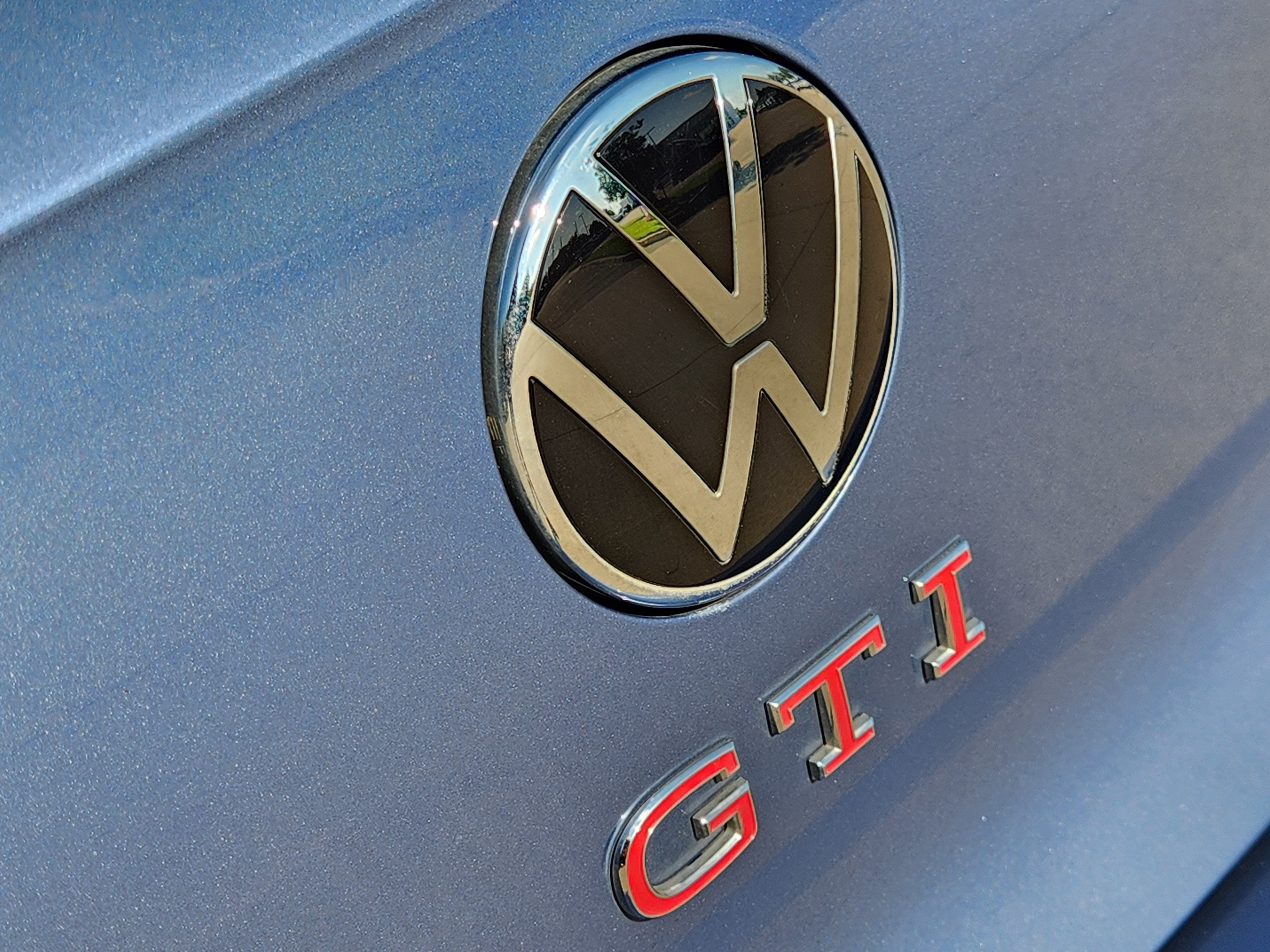 2025 Volkswagen Golf GTI SE