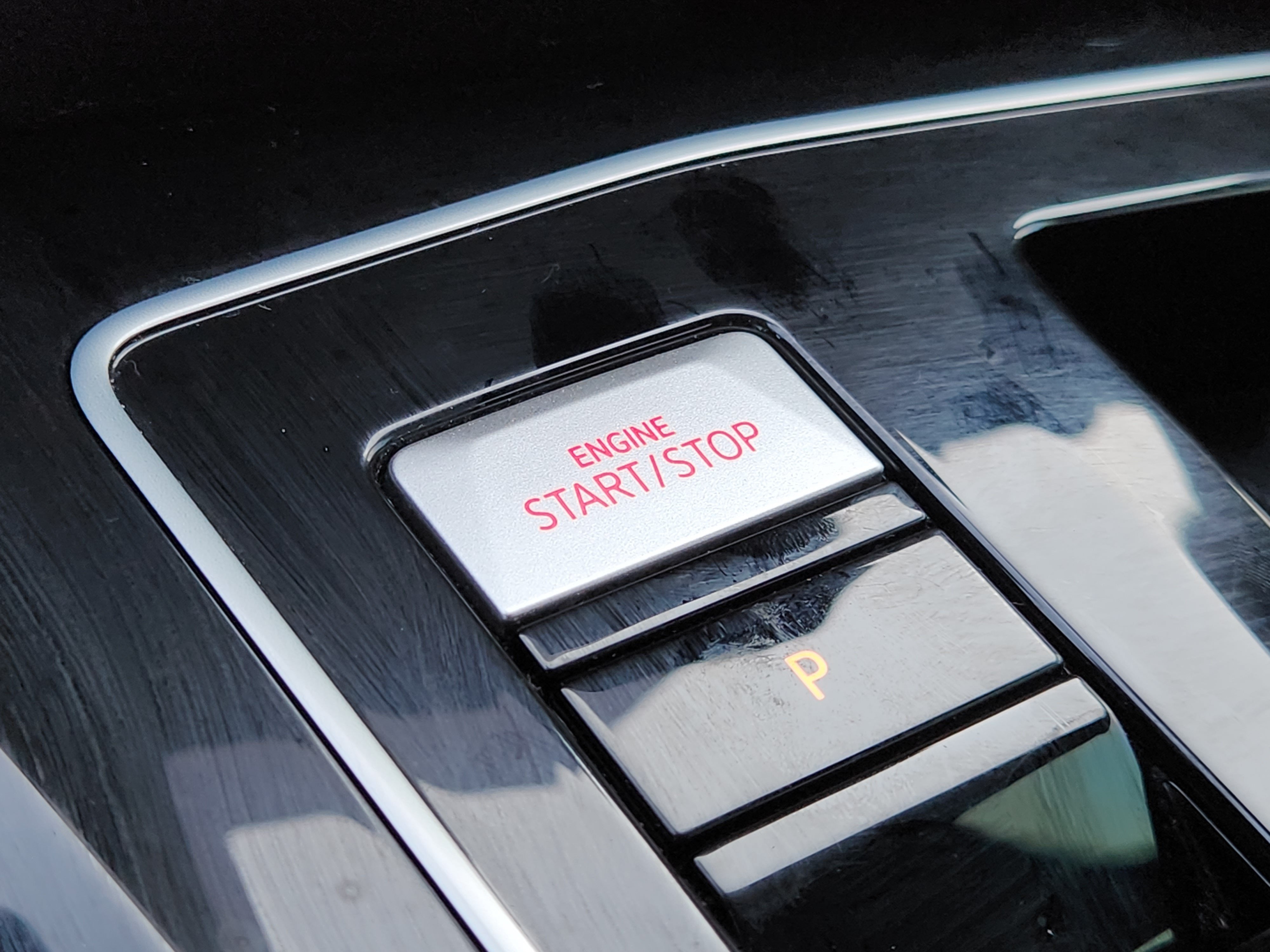 2025 Volkswagen Golf GTI SE