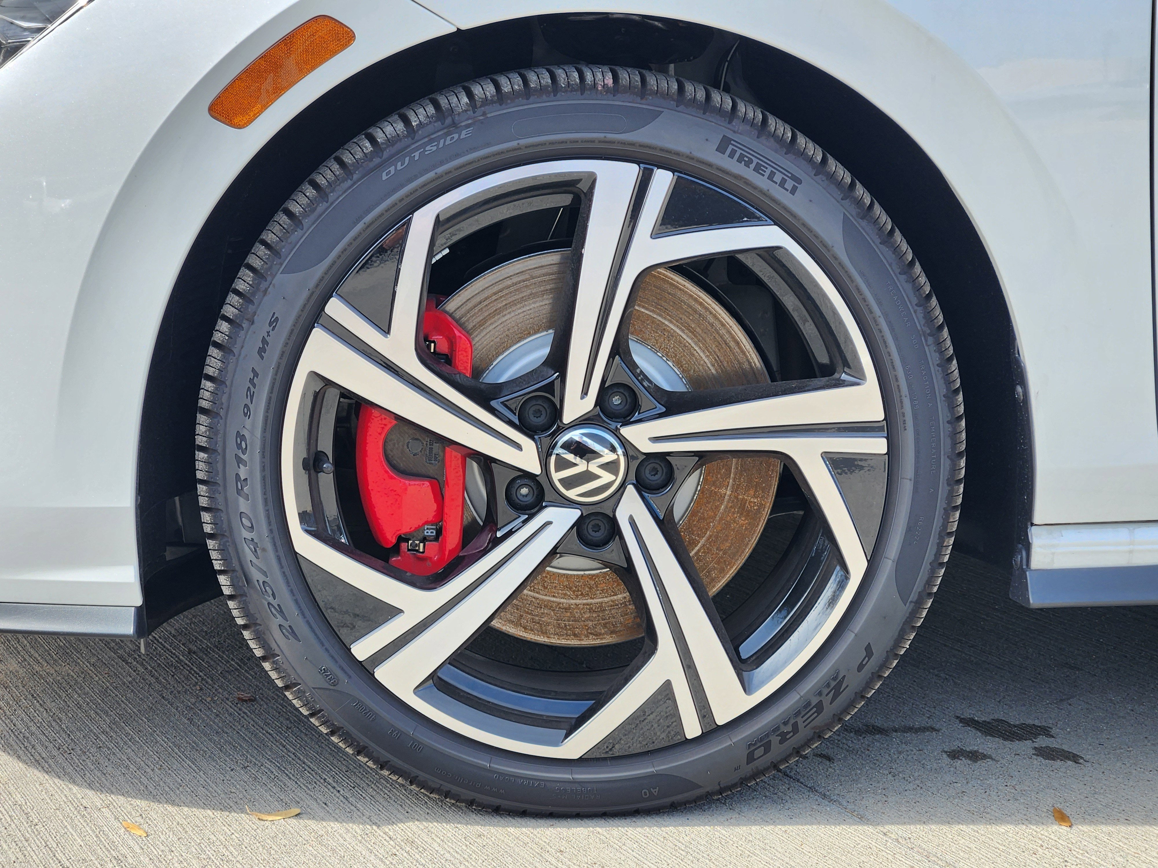 2026 Volkswagen Golf GTI SE