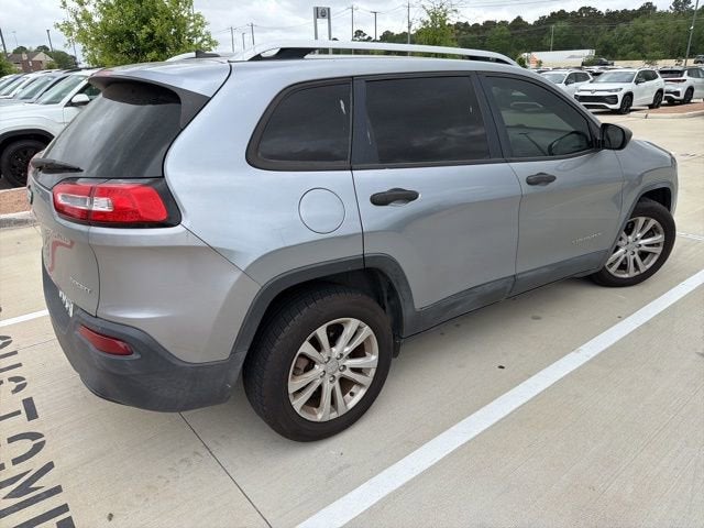 2015 Jeep Cherokee Sport