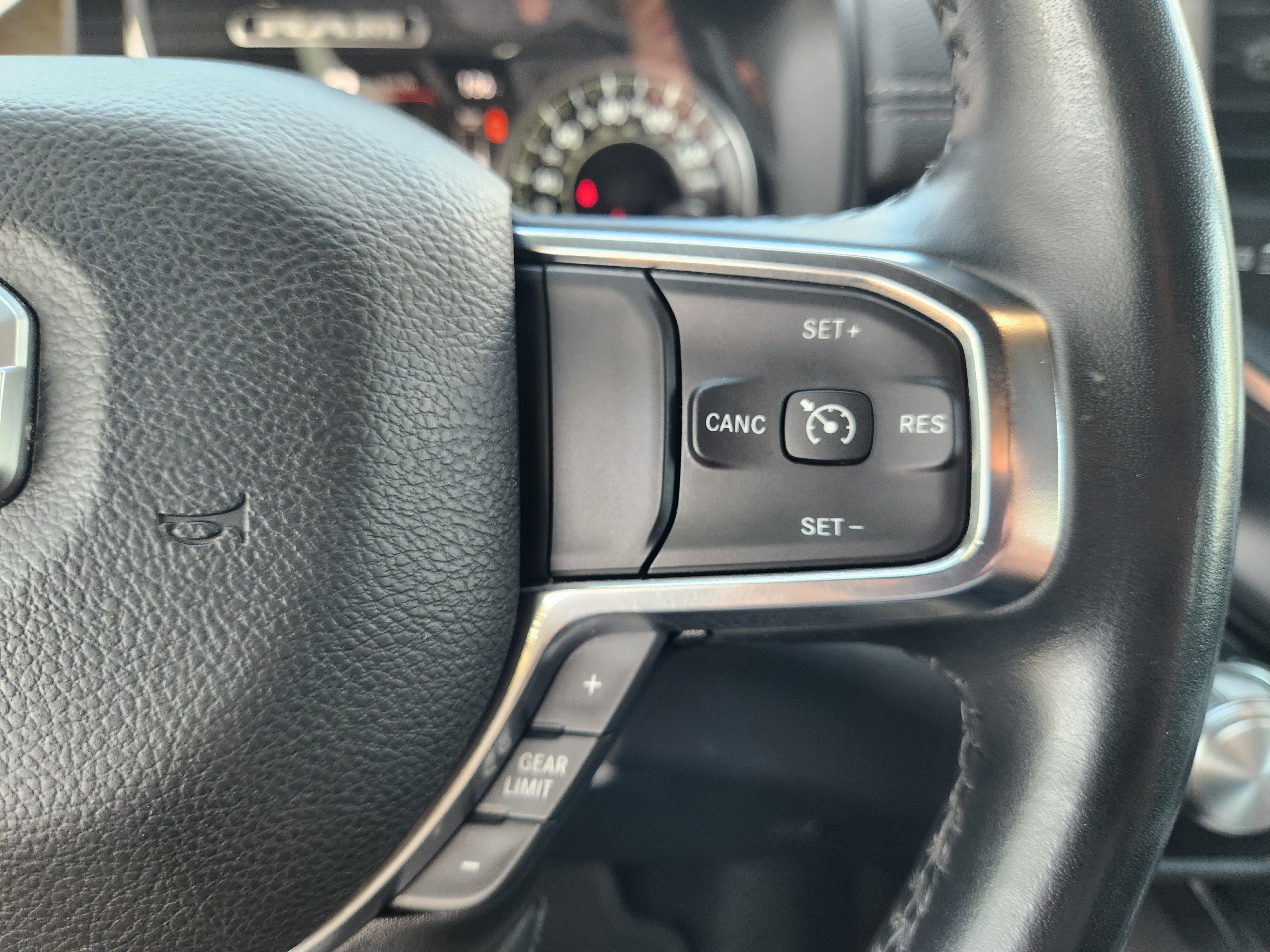 2024 RAM 1500 Laramie