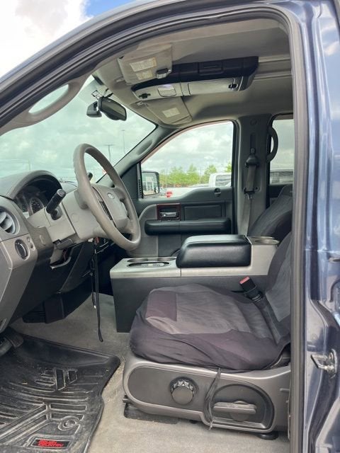 2004 Ford F-150 Lariat