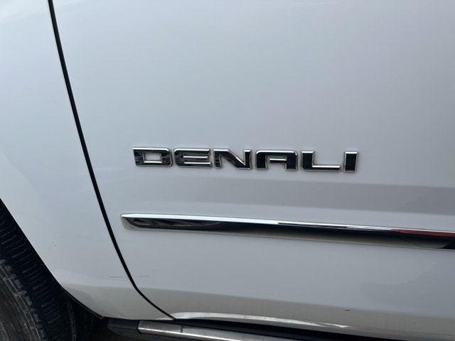 2017 GMC Yukon XL Denali
