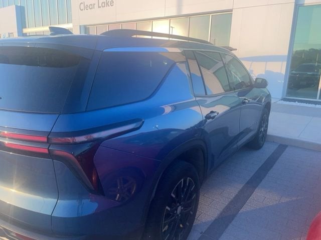 2025 Chevrolet Traverse FWD LT