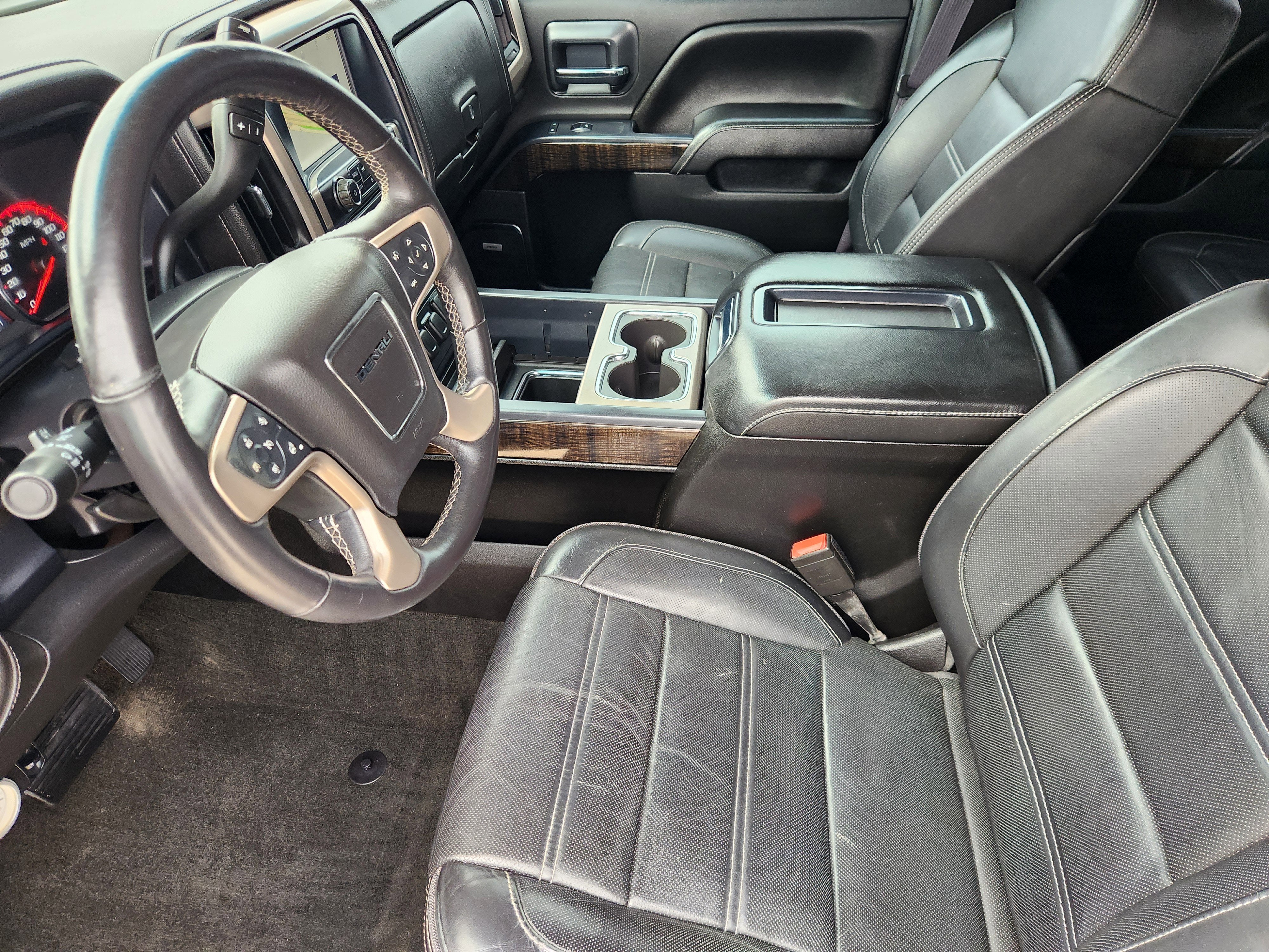 2015 GMC Sierra 2500HD available WiFi Denali