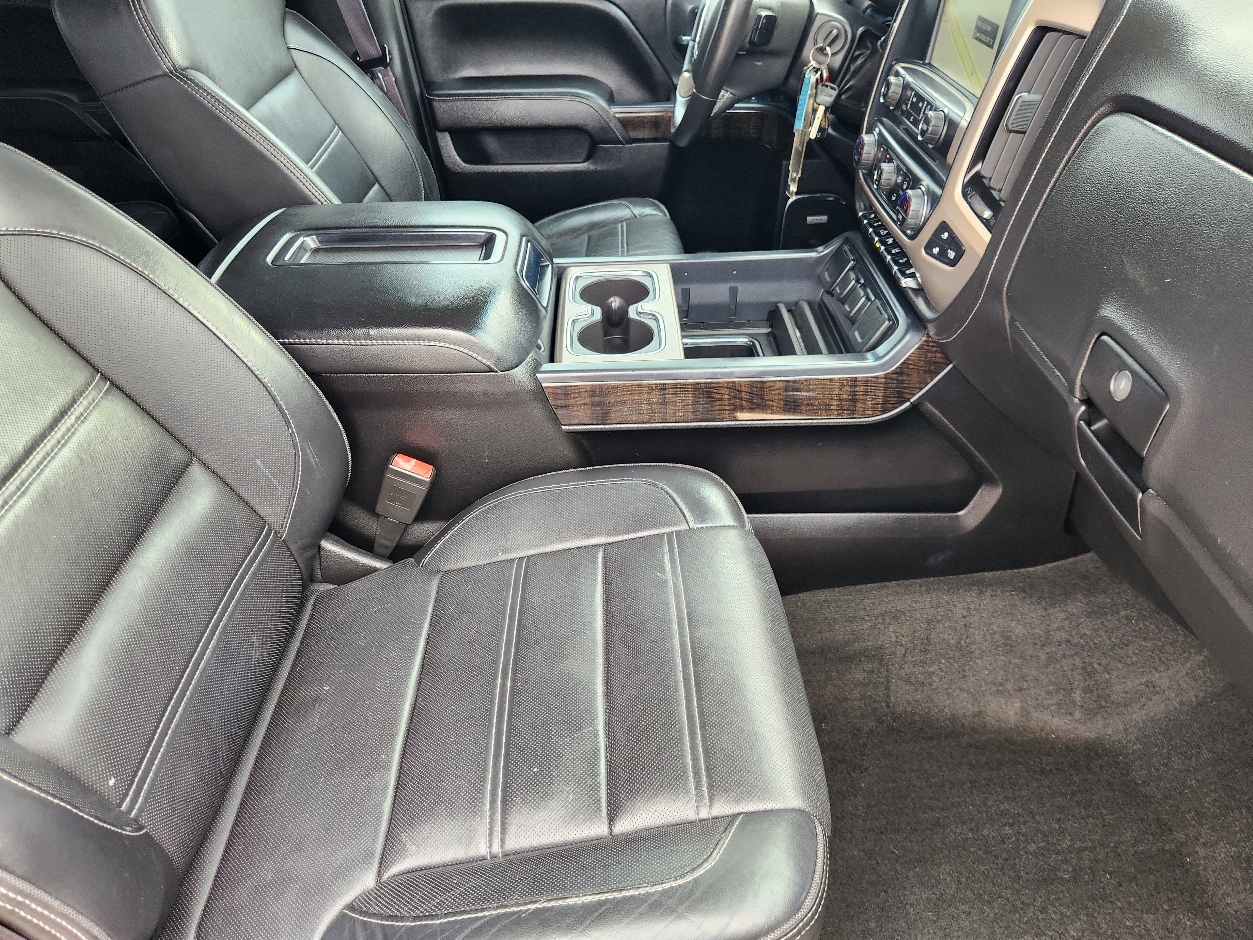 2015 GMC Sierra 2500HD available WiFi Denali