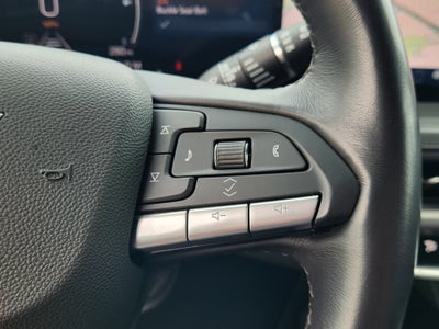 2025 Cadillac XT4 FWD Premium Luxury