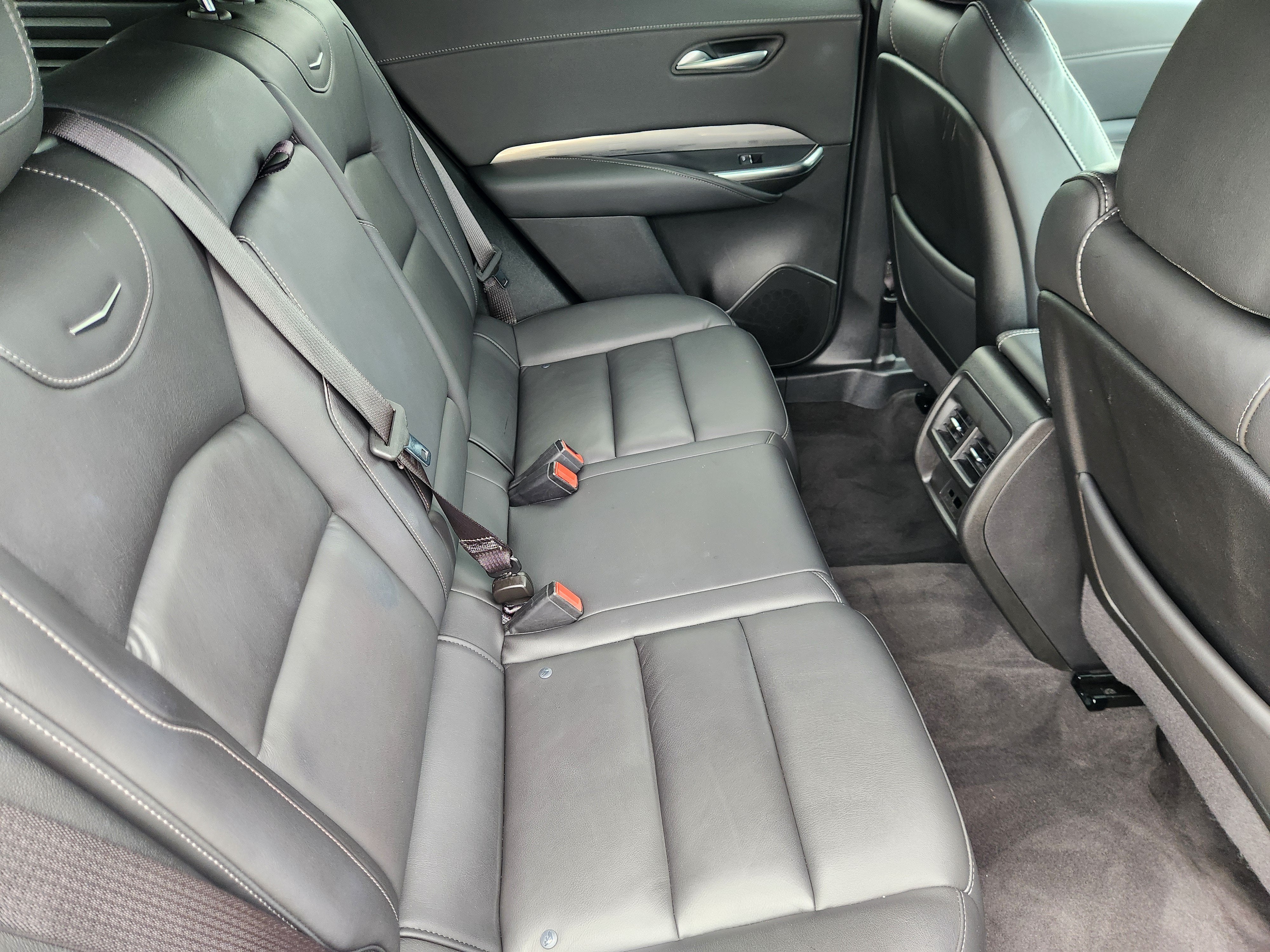 2025 Cadillac XT4 FWD Premium Luxury