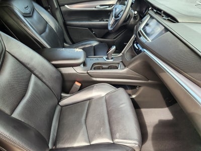 2017 Cadillac XT5 Luxury FWD
